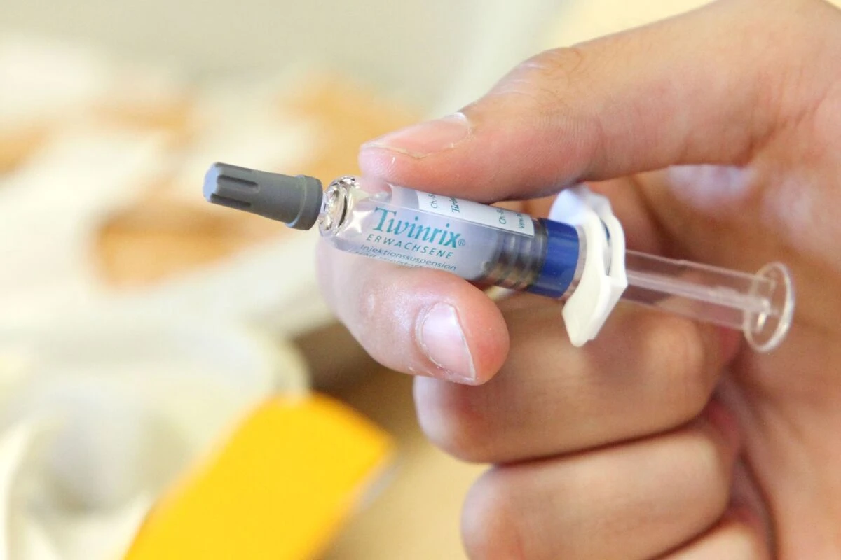 ++ ARCHIVBILD ++ Es gibt Kombi-Impfstoffe, die vor Hepatitis A und B schützen
