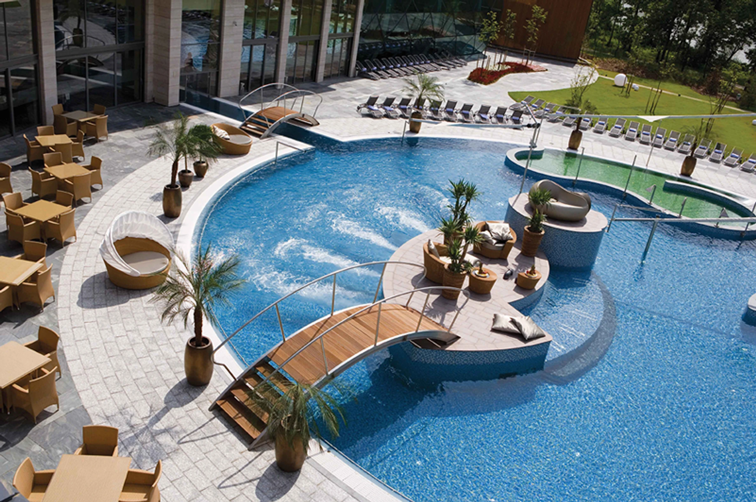 © Spirit Hotel Thermal SPA Blurred image background