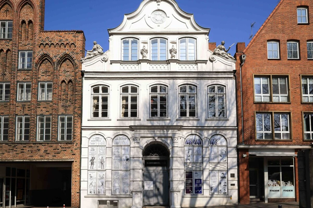 ++ ARCHIVBILD ++ Das Buddenbrookhaus in Lübbeck ist seit 1993 Gedenkstätte
