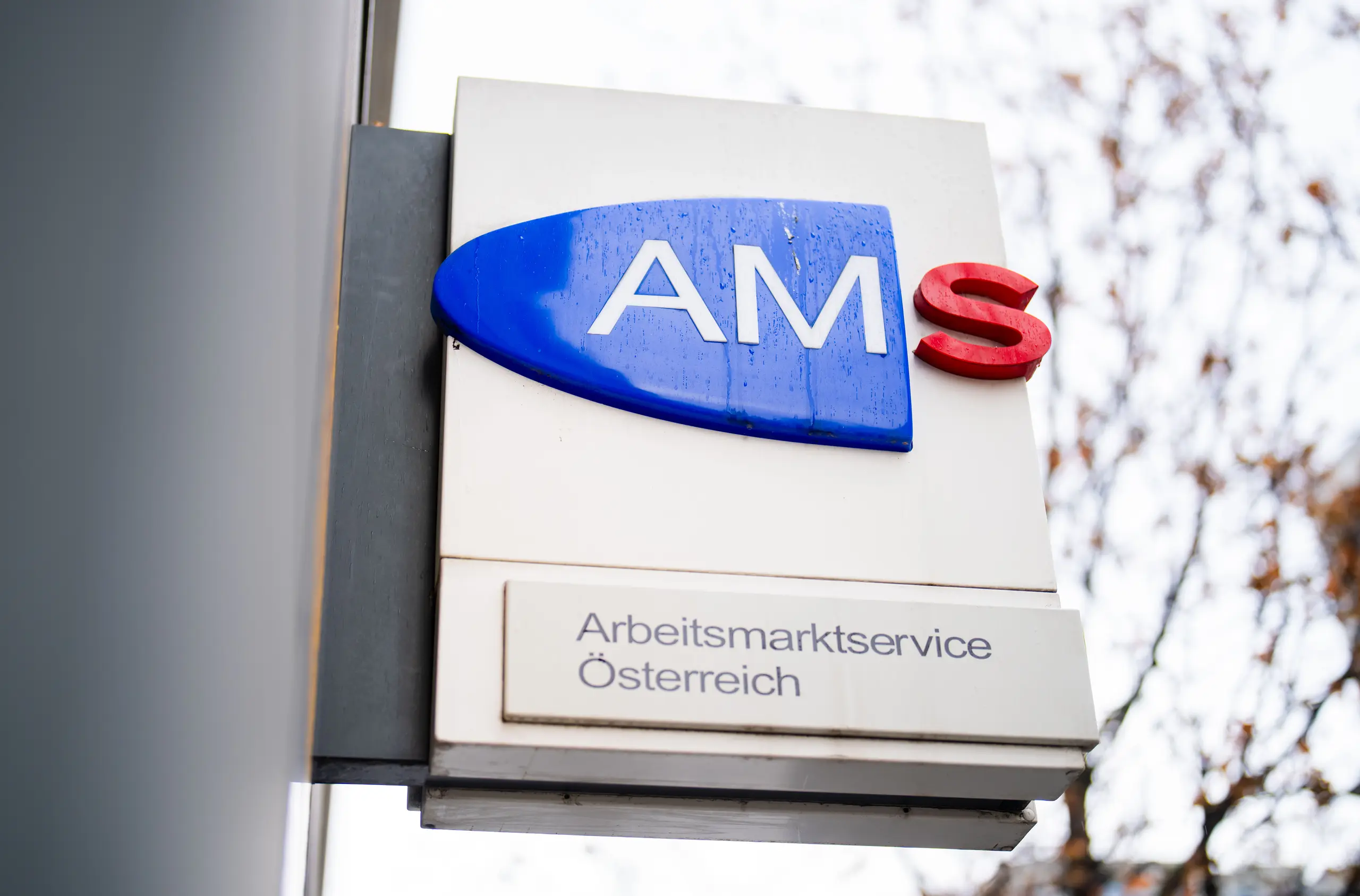 Arbeitslosigkeit im Mai auf 6,9 Prozent gestiegen