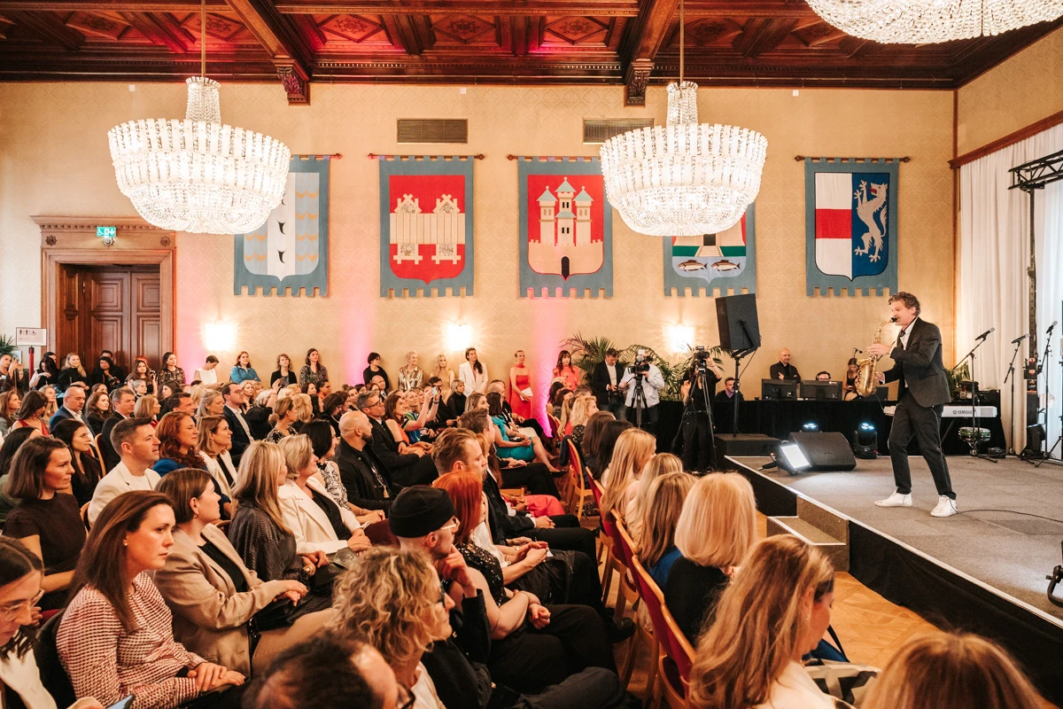 © Philipp Lipiarski / www.lipiarski.com