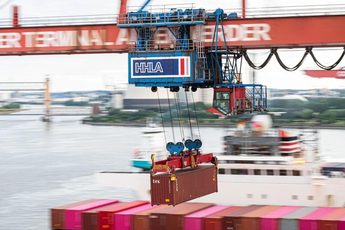 ++ ARCHIVBILD ++ HHLA übernimmt Mehrheit an Eurobridge Intermodal Terminal