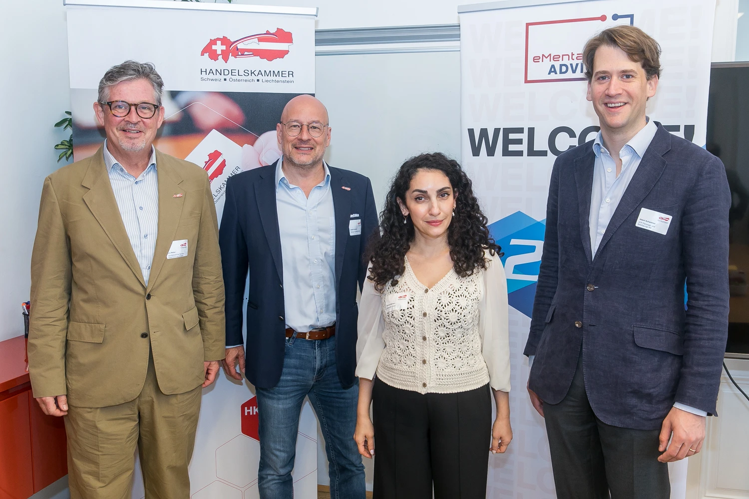Business Breakfast bei Advicum: wie Künstliche Intelligenz strategisch und praxisnah eingesetzt werden kann