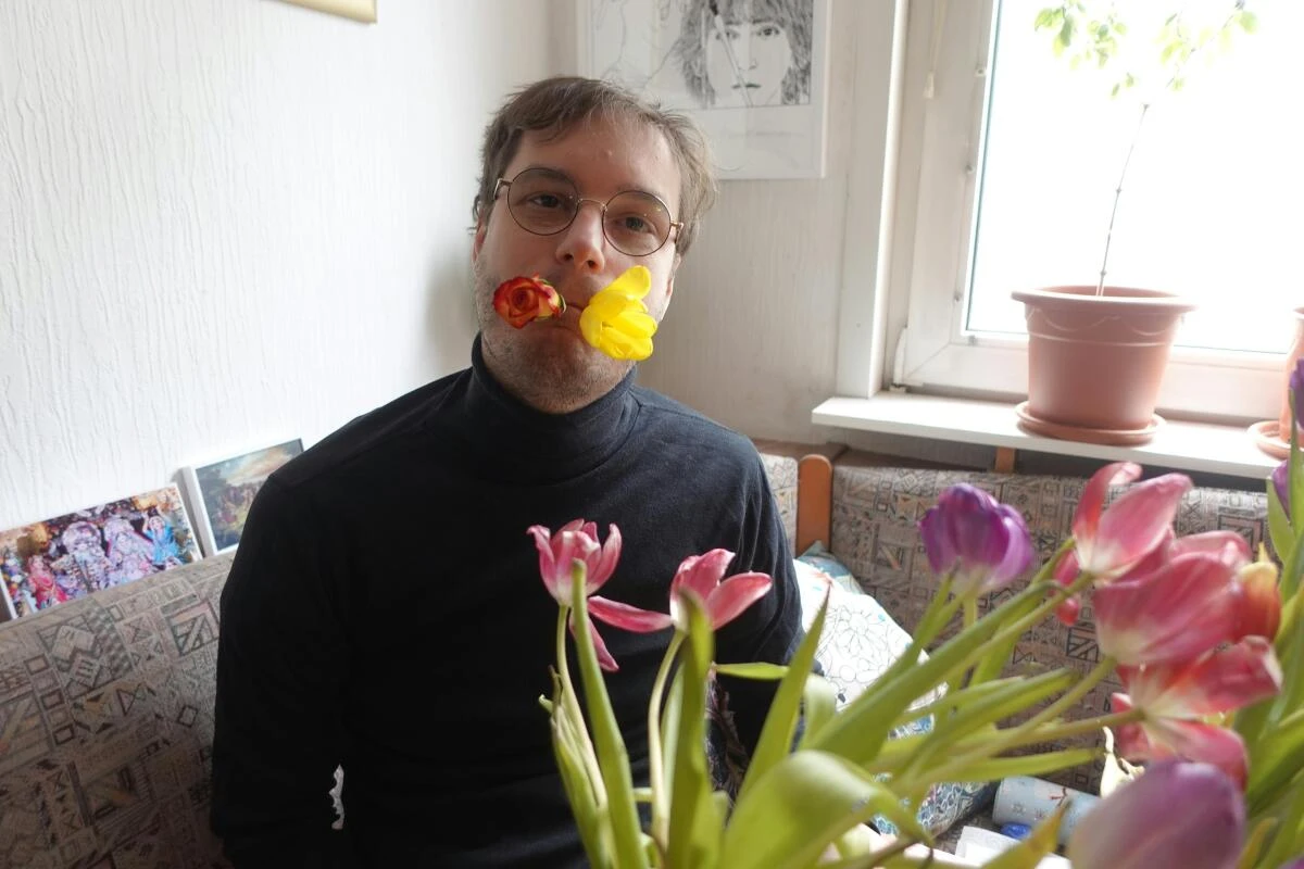 Ein "Problembär" mit Vorliebe für Blumen und gute Musik
