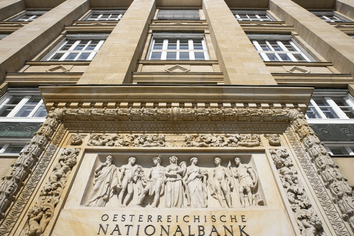 Die Notenbanker beobachten die Lage am Gewerbeimmobilienmarkt genau