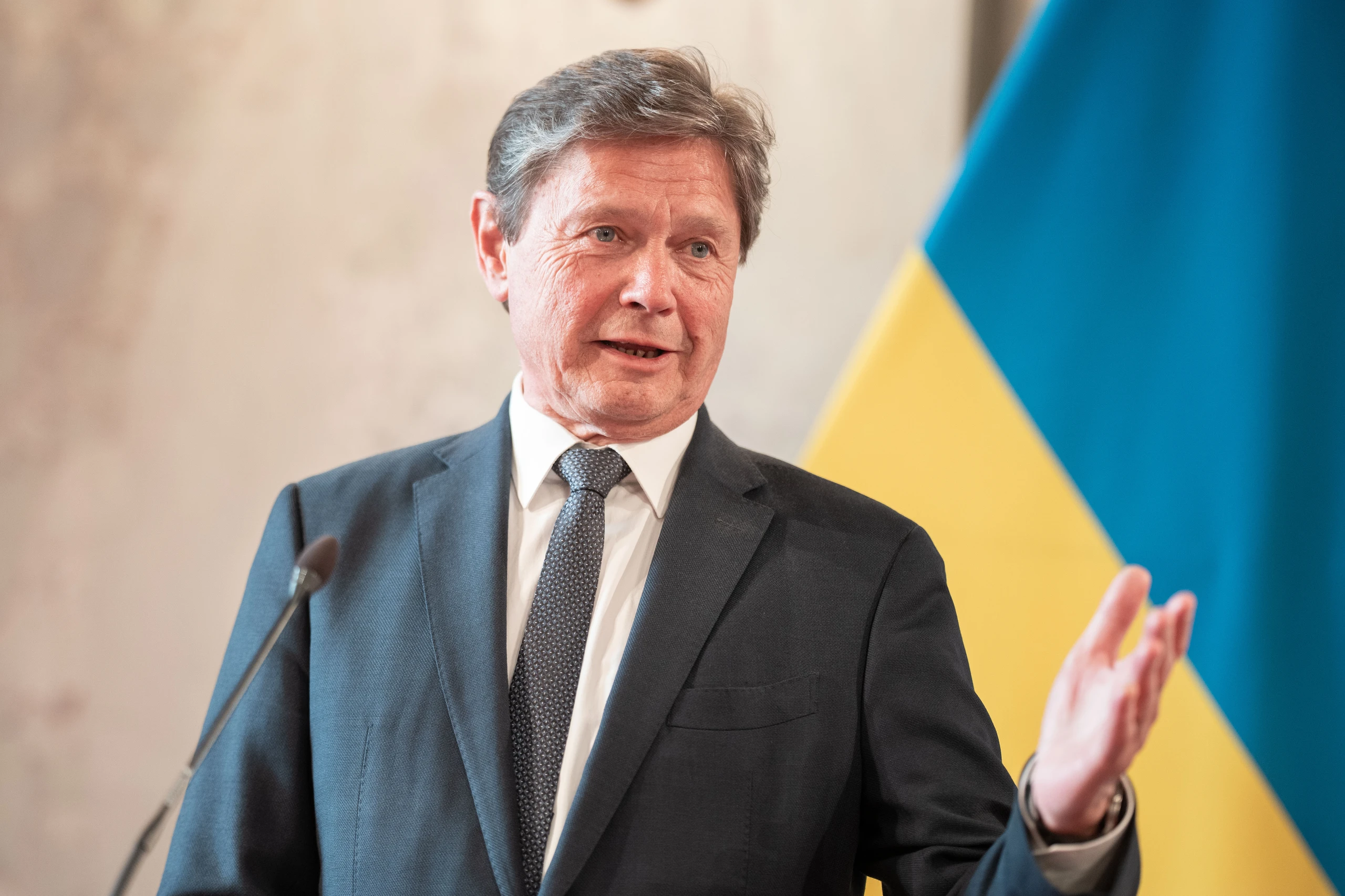 Wolfgang Anzengruber zu Ukraine: Wiederaufbau ist jetzt!
