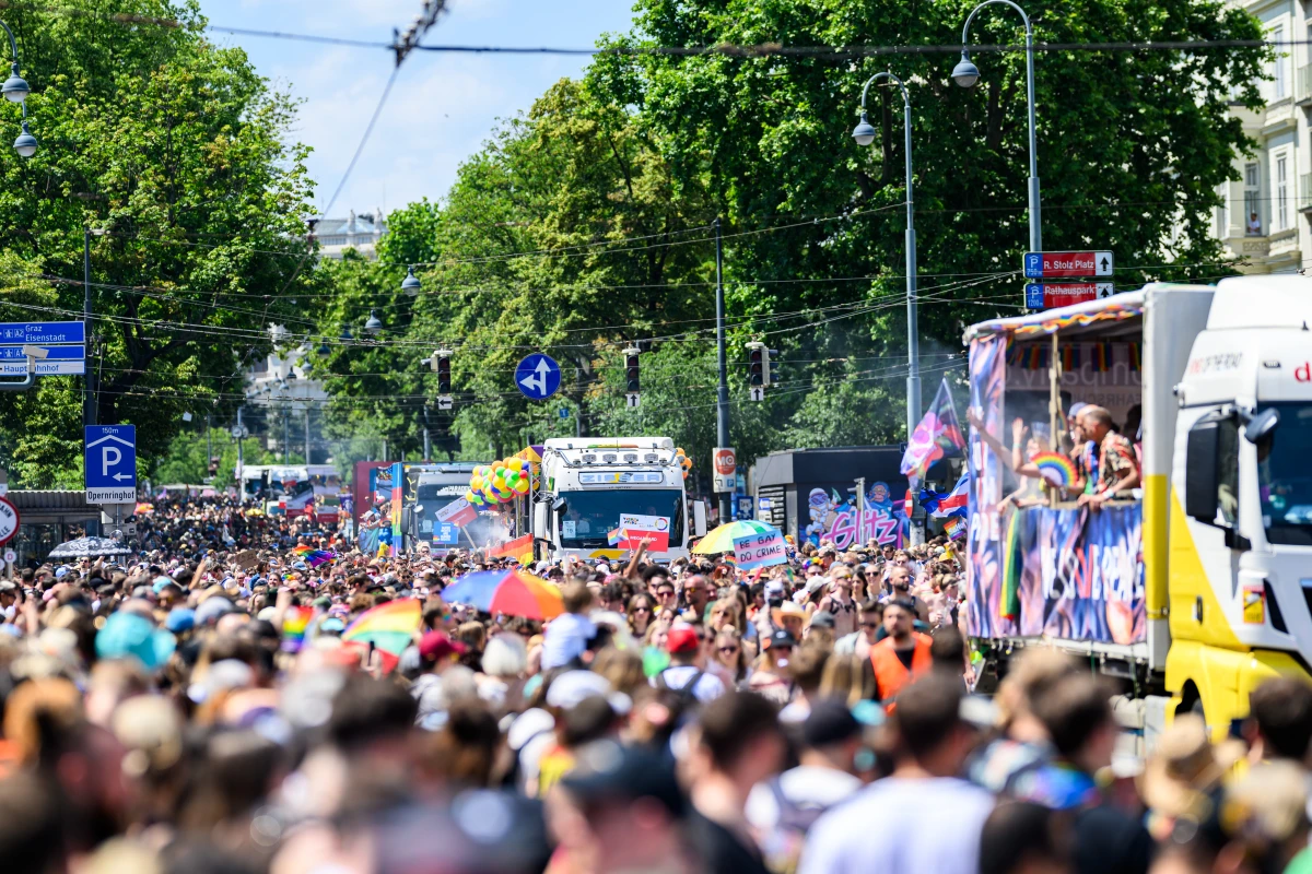 Vor dem Feiern wird heuer geschwiegen