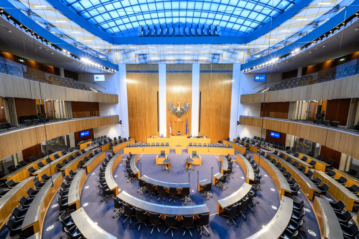 Abgeordnete treffen sich ab Montag zu dreitägiger Sitzung