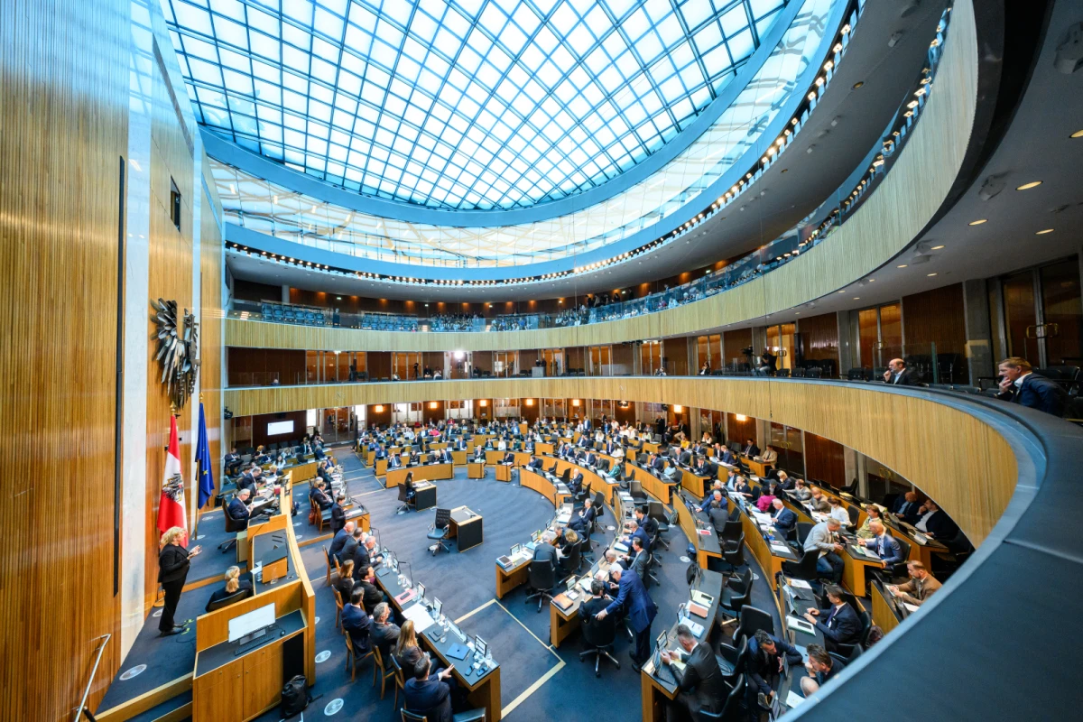 Die Budgetdebatte wird am zweiten Tag fortgesetzt
