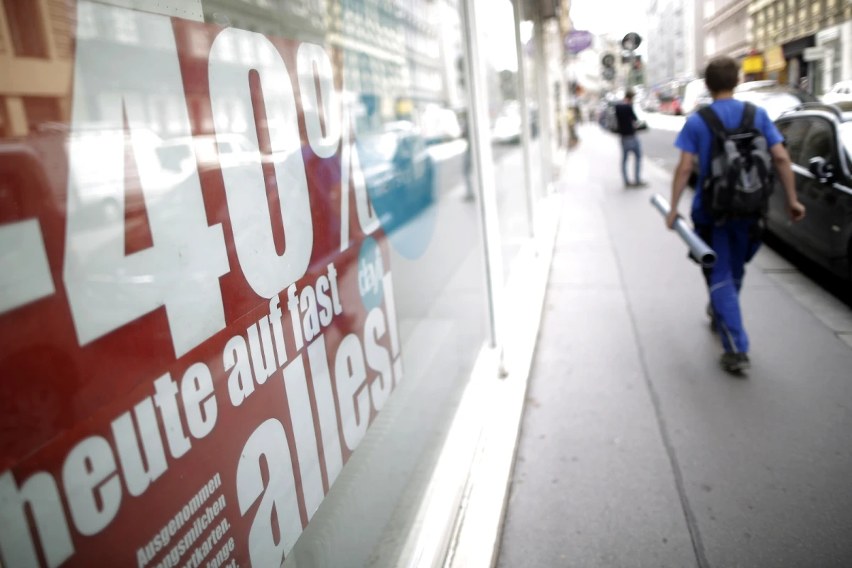 Weniger Passiva, Gläubiger und Beschäftigte