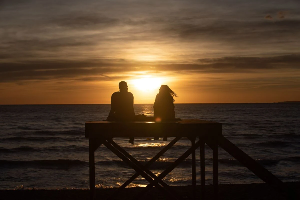 ++ ARCHIVBILD ++ Sonnenuntergang auf Mallorca: Das Mittelmeer liegt weiter hoch im Kurs