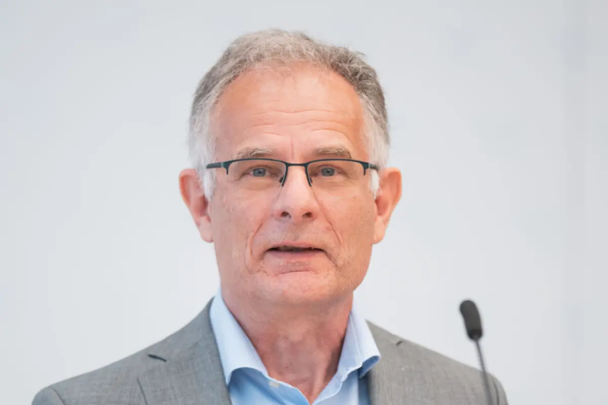 Österreichs Finanzminister Marterbauer nimmt an Beratungen teil