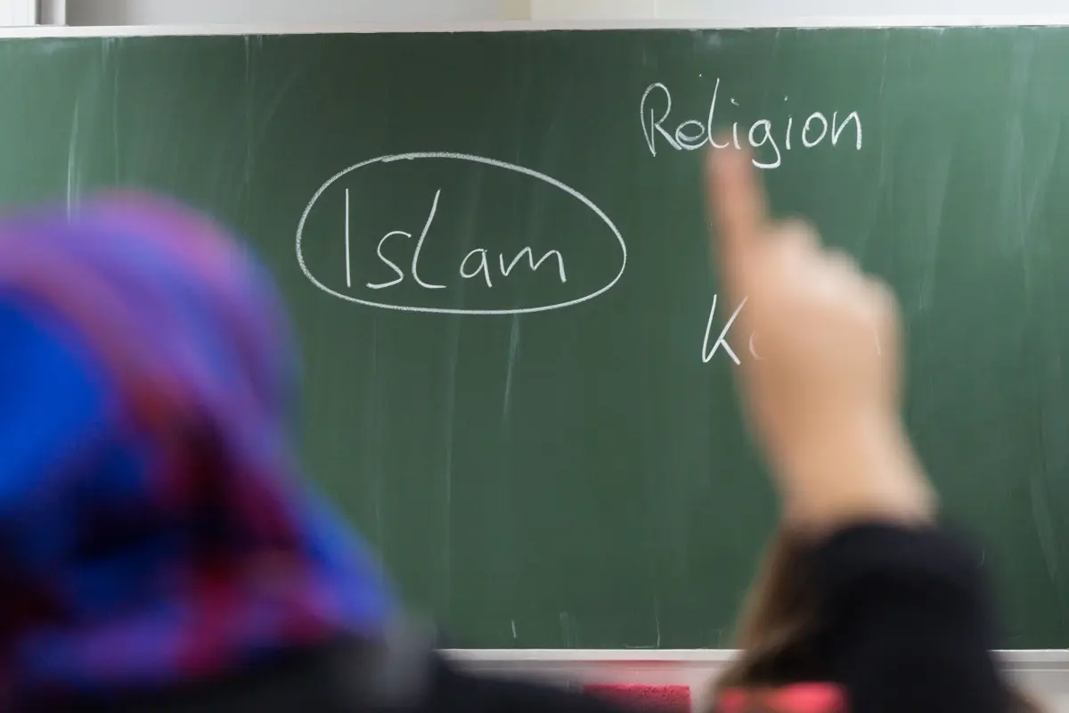 Vielfach zu wenige im Inland ausgebildete Islam-Lehrkräfte
