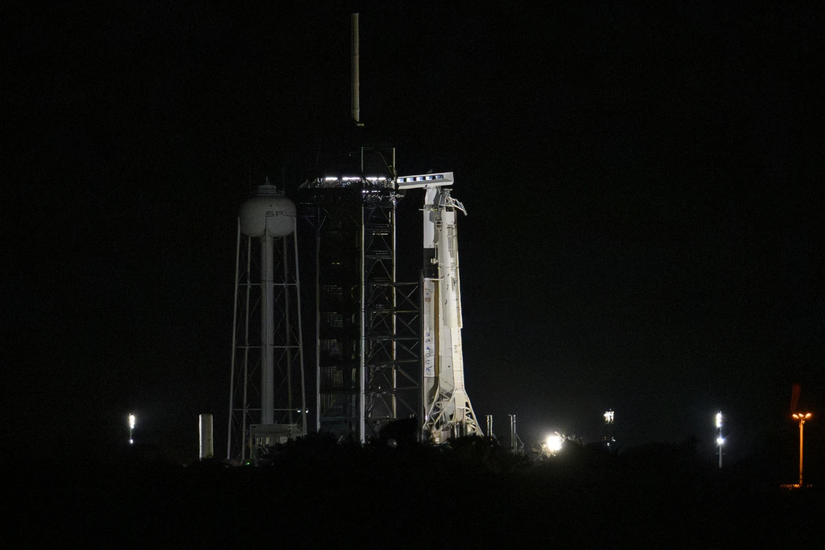 Die Weltraumrakete im NASA Kennedy Space Center vor dem Start