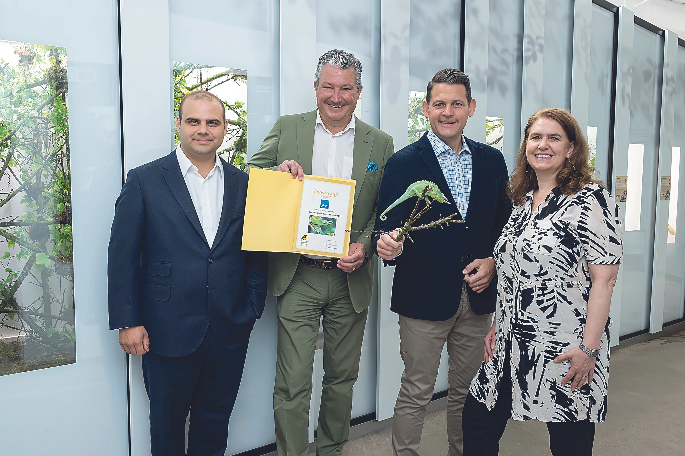 © GrECo Group Blurred image background