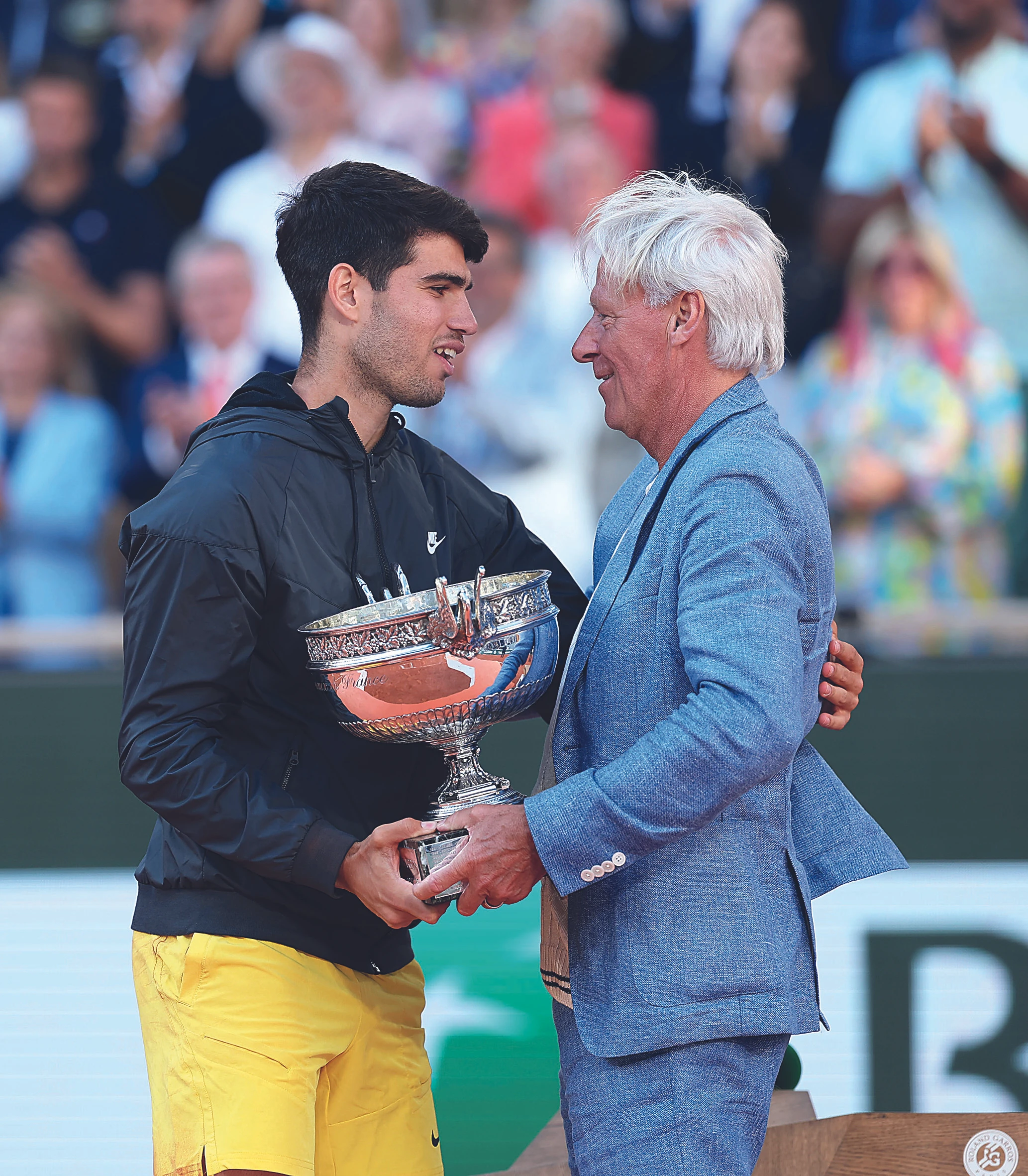 © Rolex/Antoine Couvercelle Blurred image background