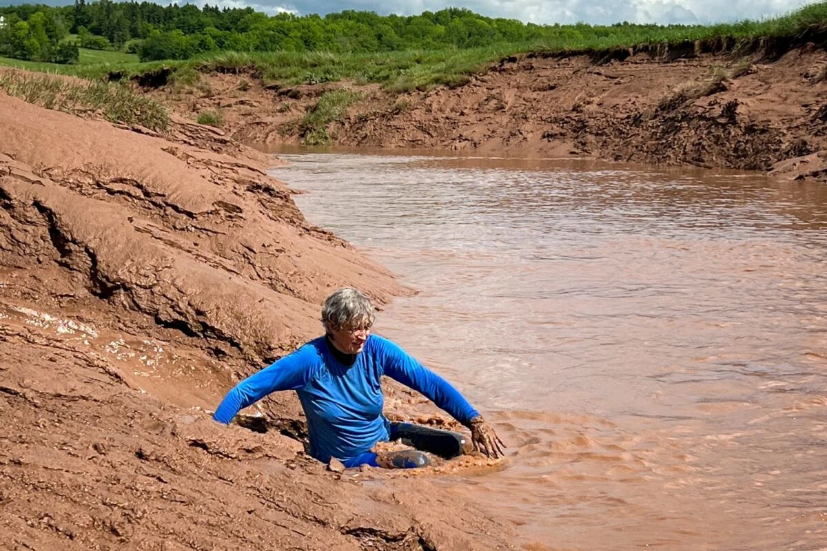++ ARCHIVBILD ++ Schlammrutschen am Shubenacadie River ist Abschluss der Unternehmung