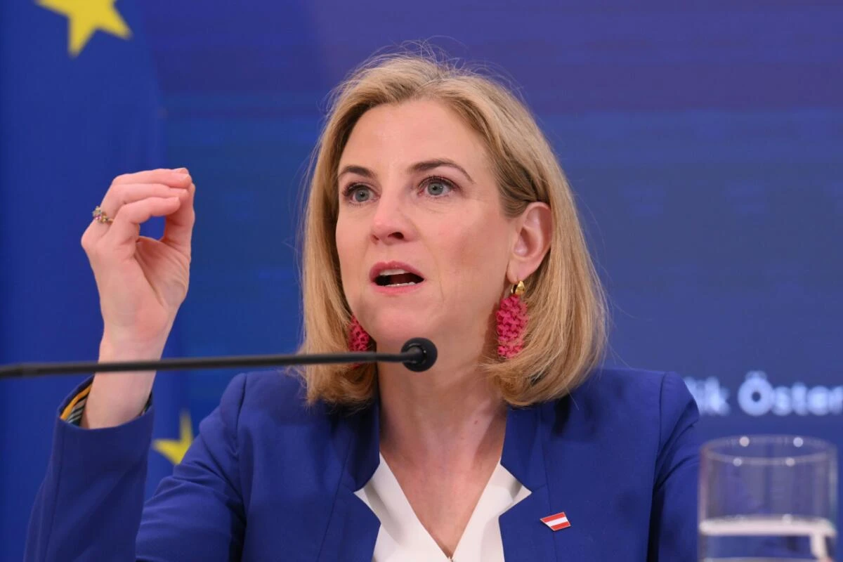 Außenministerin macht Nahost-Trip
