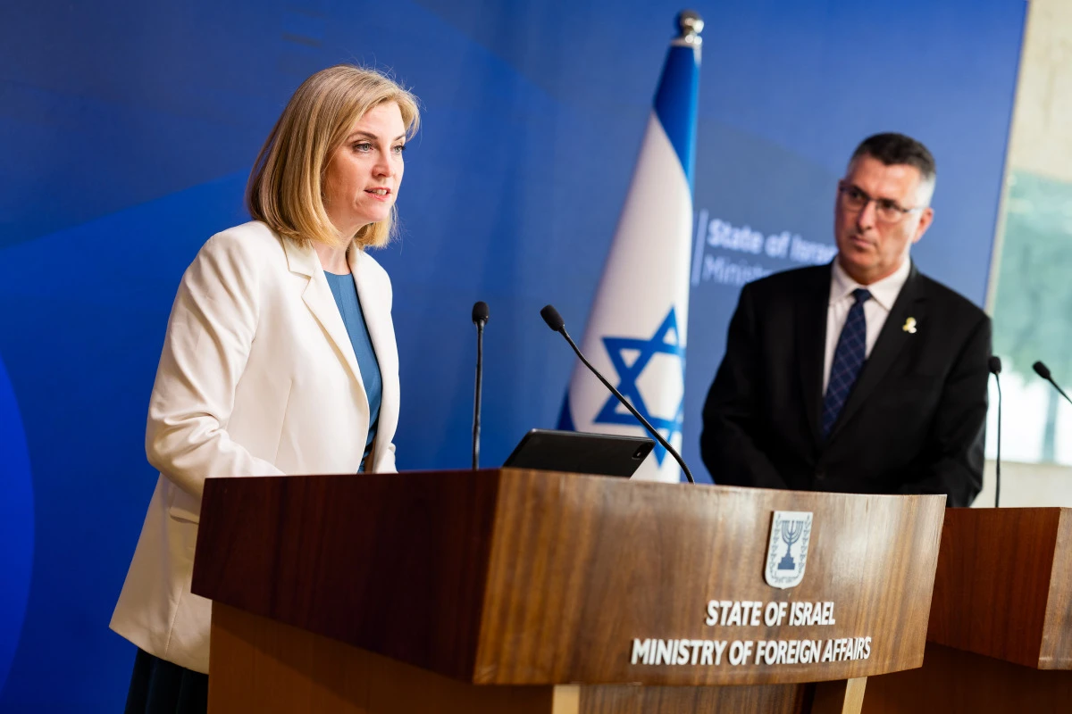 Meinl-Reisinger auf Besuch in Israel