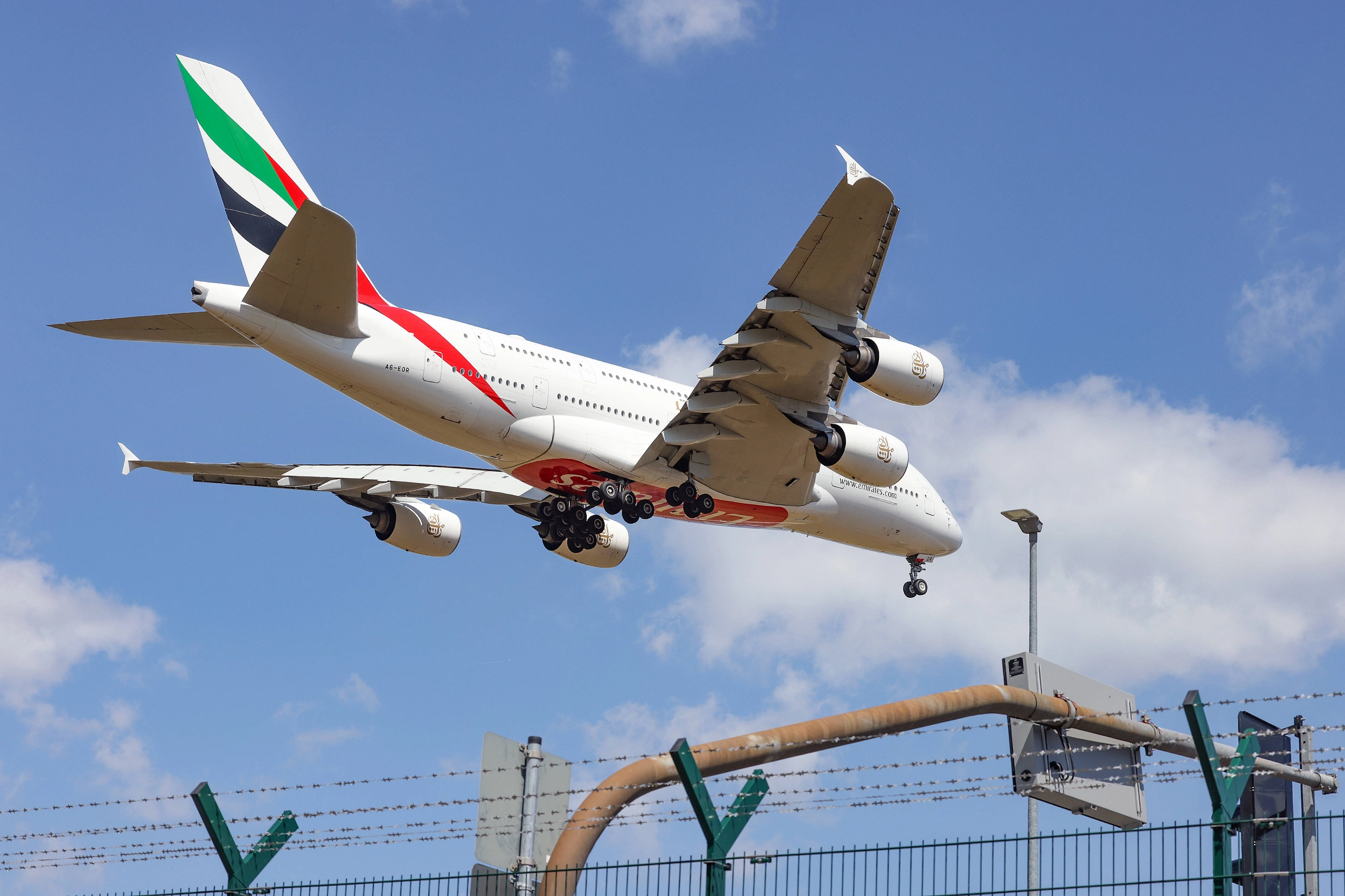 Flugsicherung in Europa: Kontrolle, Institutionen und die Zukunft des europäischen Luftraums