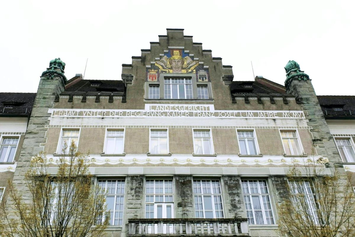 IS-Anhänger stand am Montag vor dem Landesgericht Feldkirch