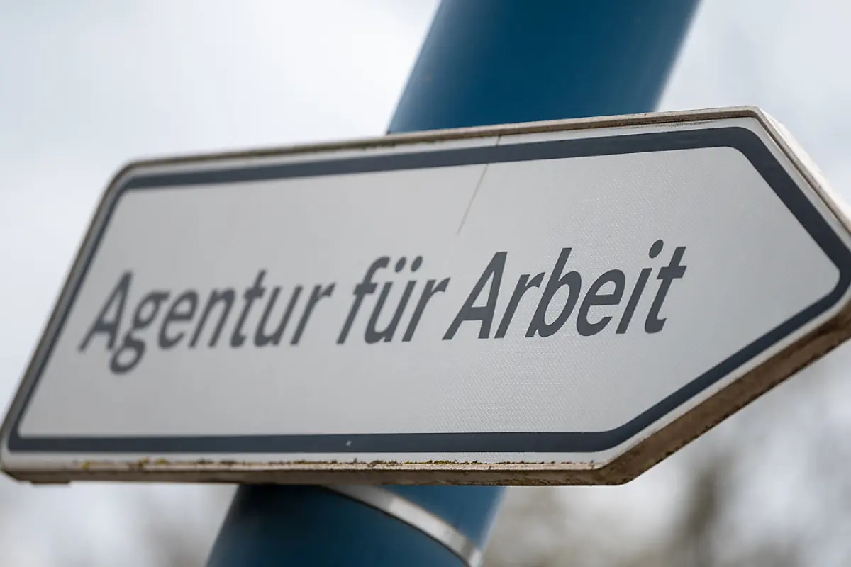 Zahl der Arbeitslosen ging nur geringfügig zurück