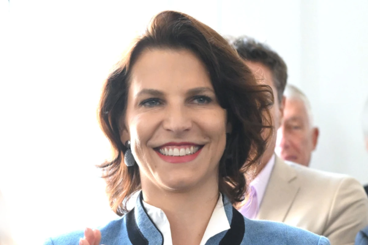Applaus für Karoline Edtstadler