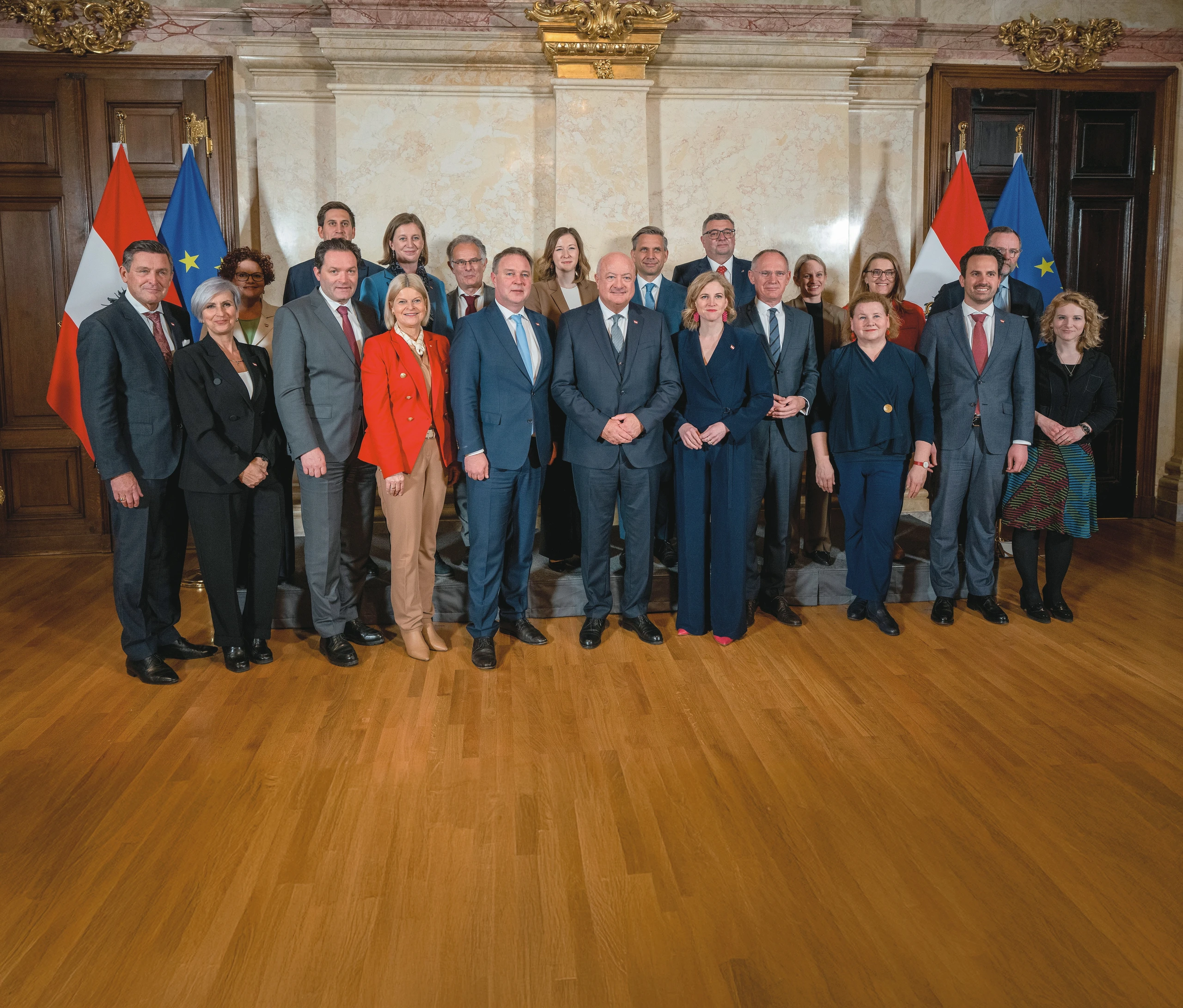 „News“ benotet die neue Regierung