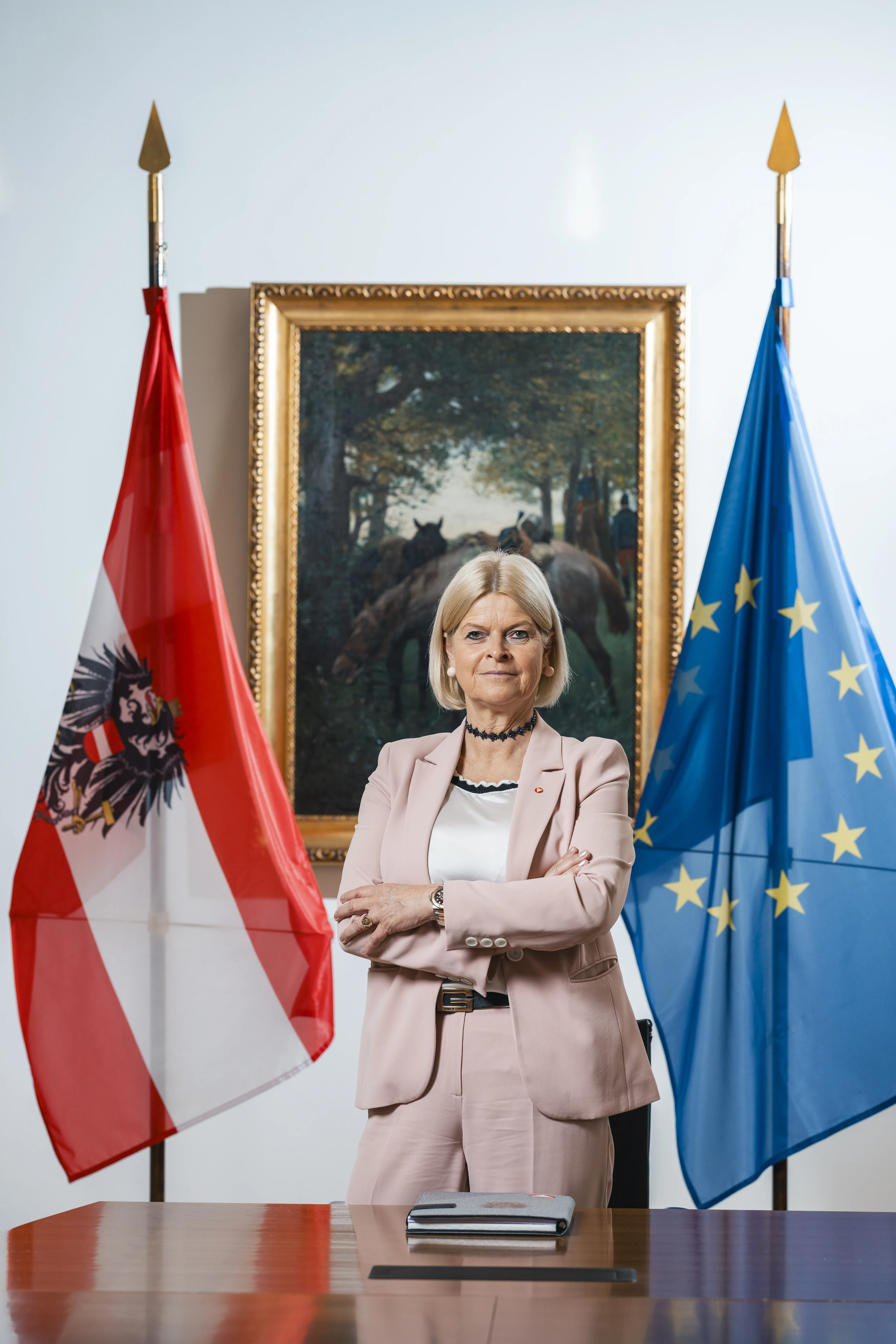 © Matt Observe Blurred image background