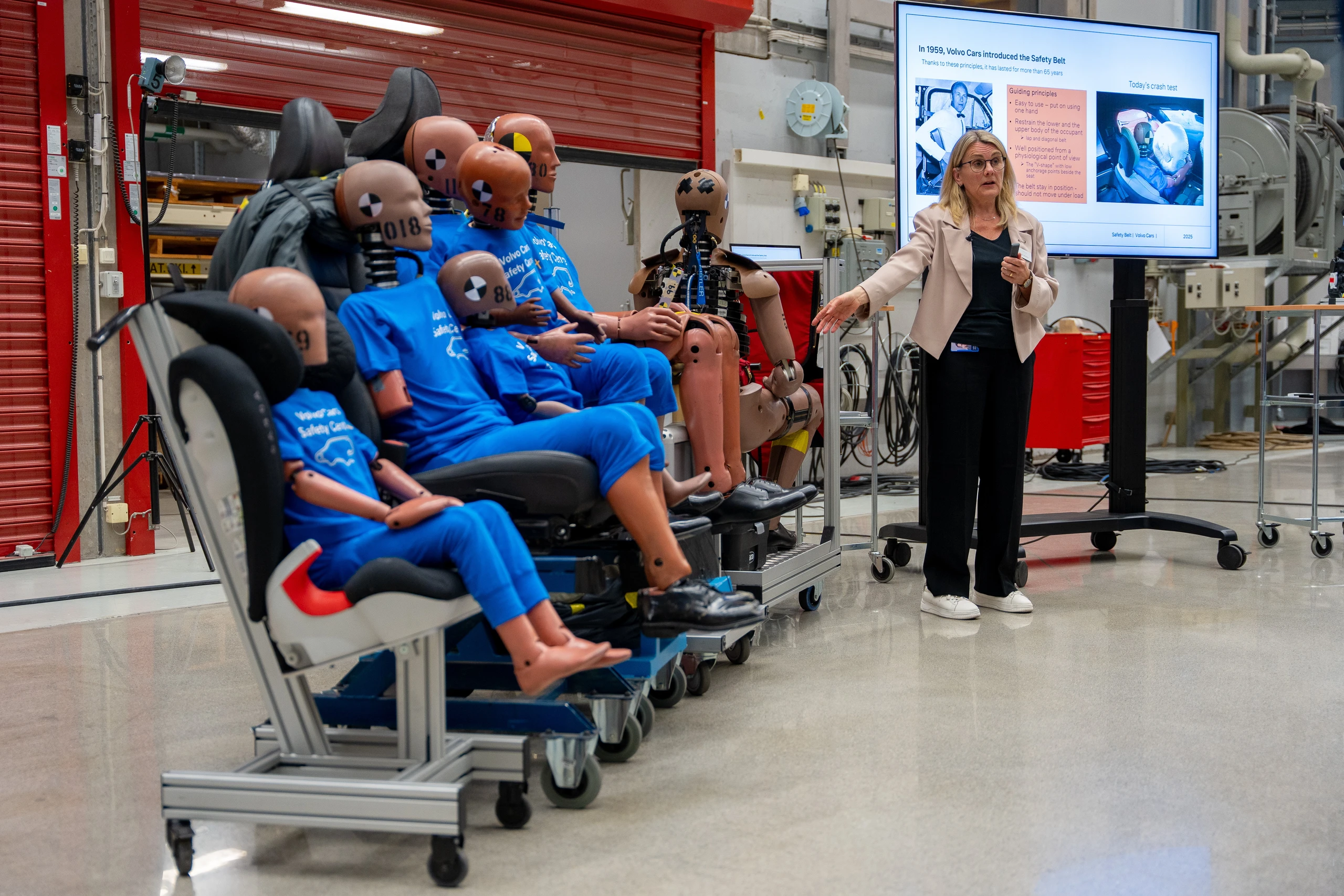 © Kris Wood/ Volvo Cars Blurred image background