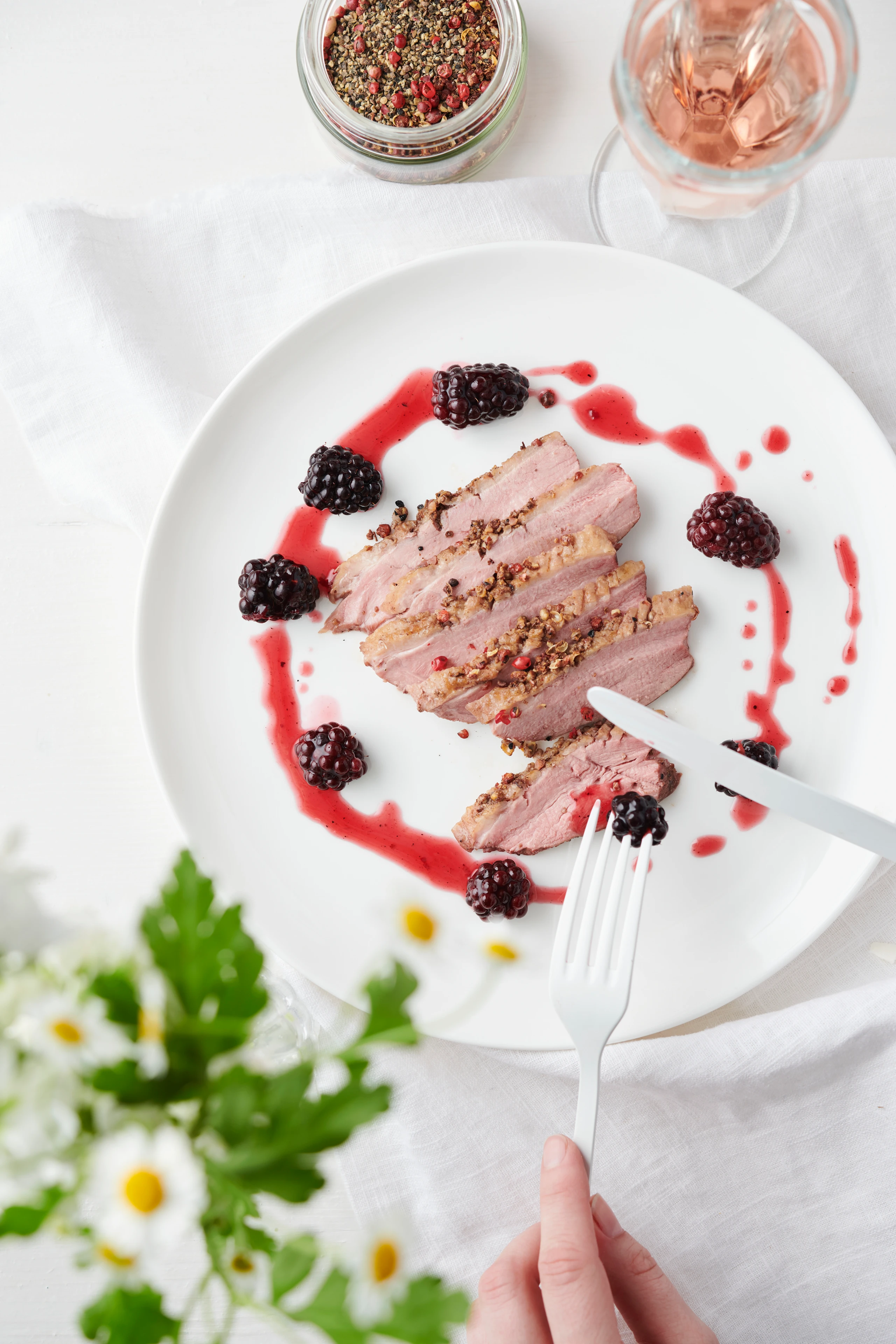 Szechuan-Ente mit Brombeersauce