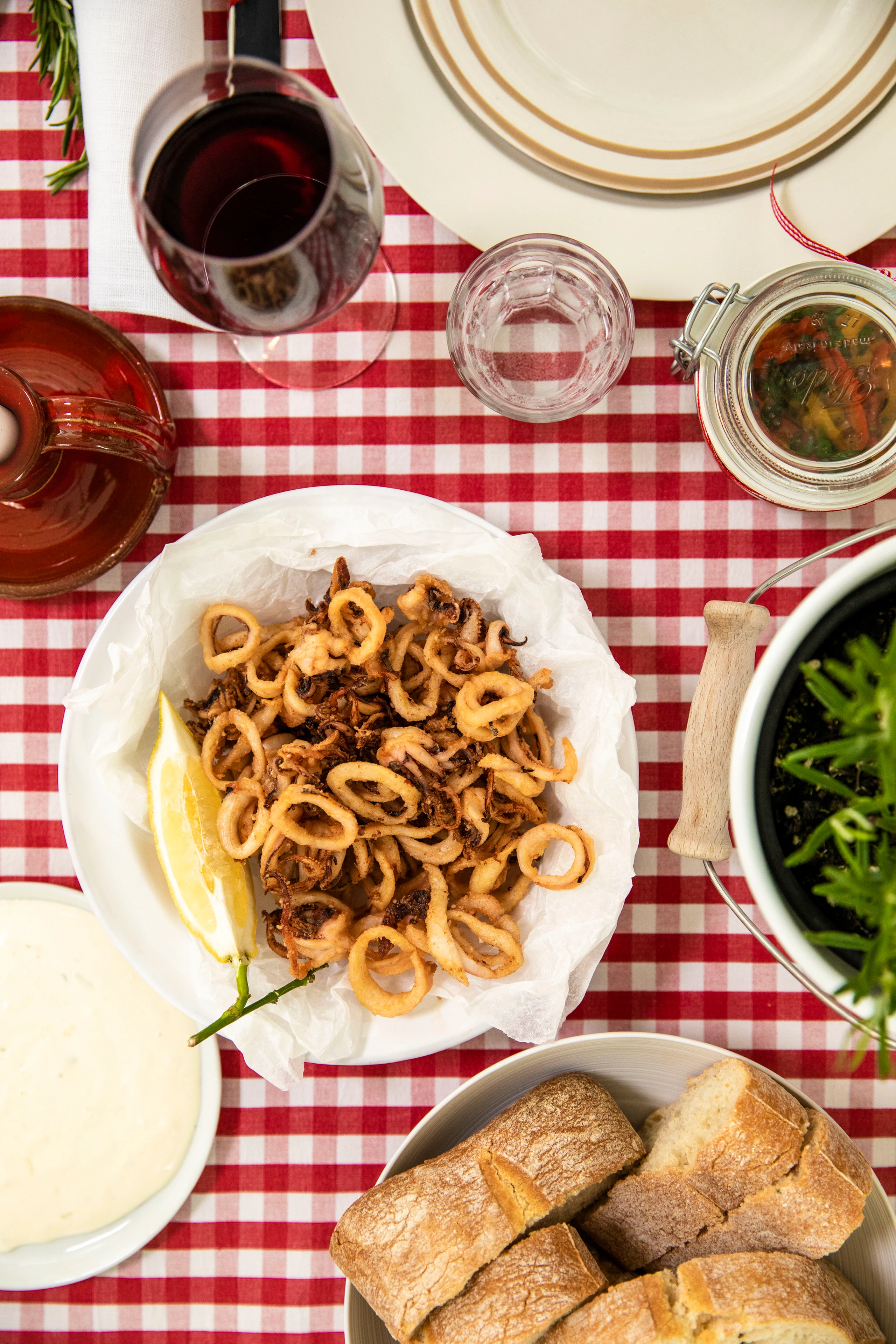 Knusprige Kalmare mit Limetten-Mayonnaise