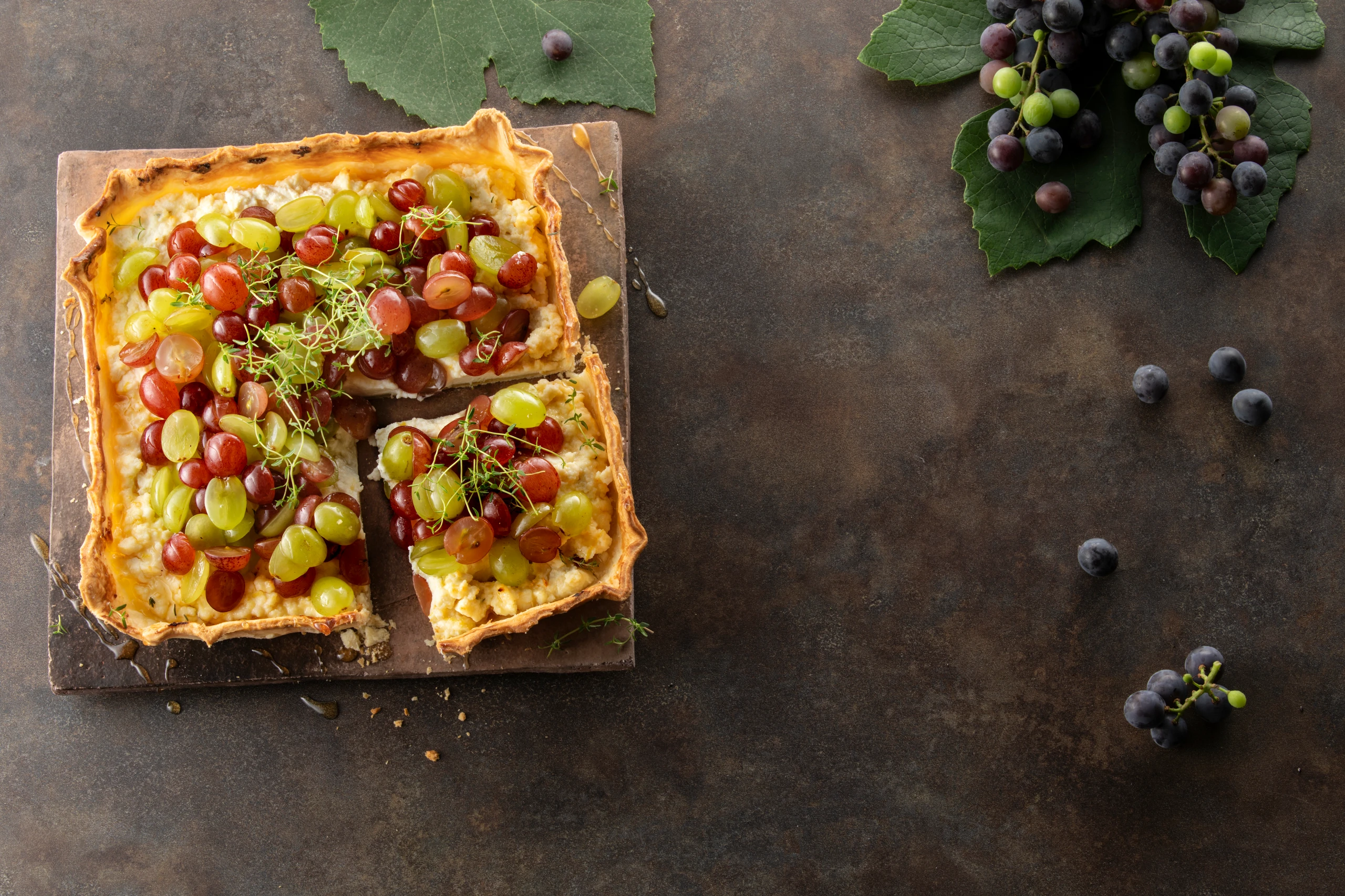 Trauben-Ricotta-Tarte mit Thymian