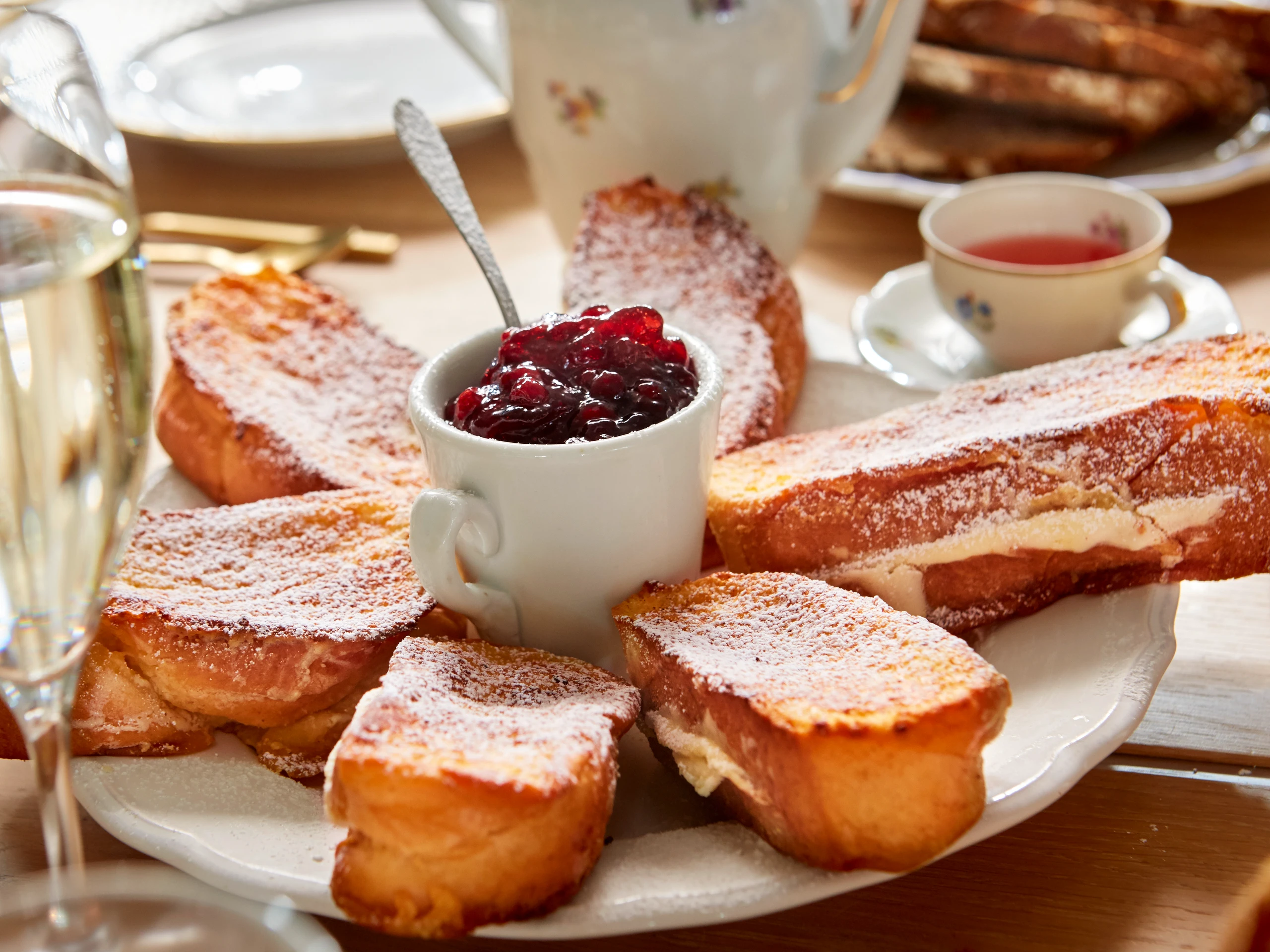 Striezel-Pofesen mit Zitronencreme