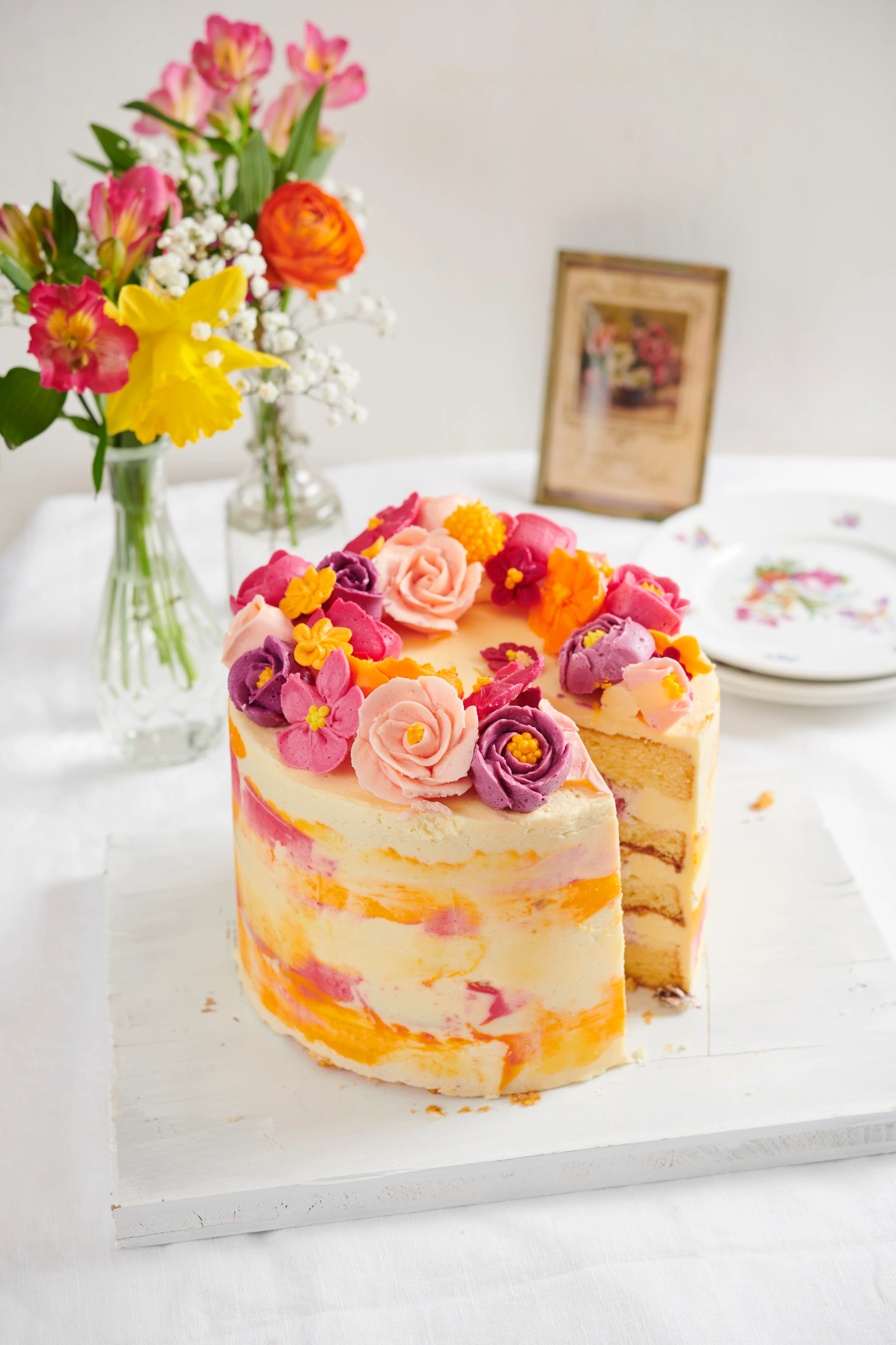 Buttercreme-Blümchen-Torte