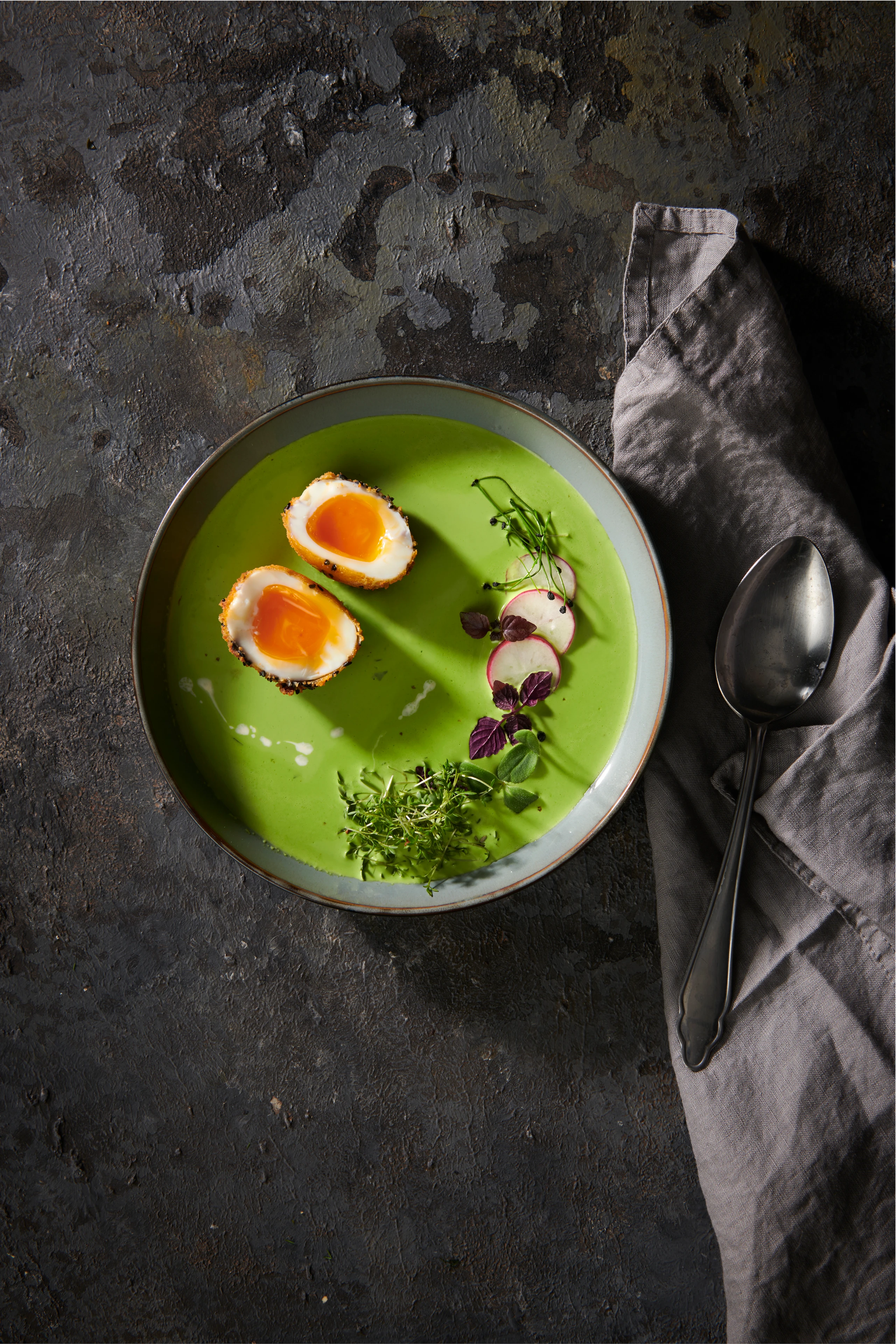 Kressesuppe mit gebackenem Ei