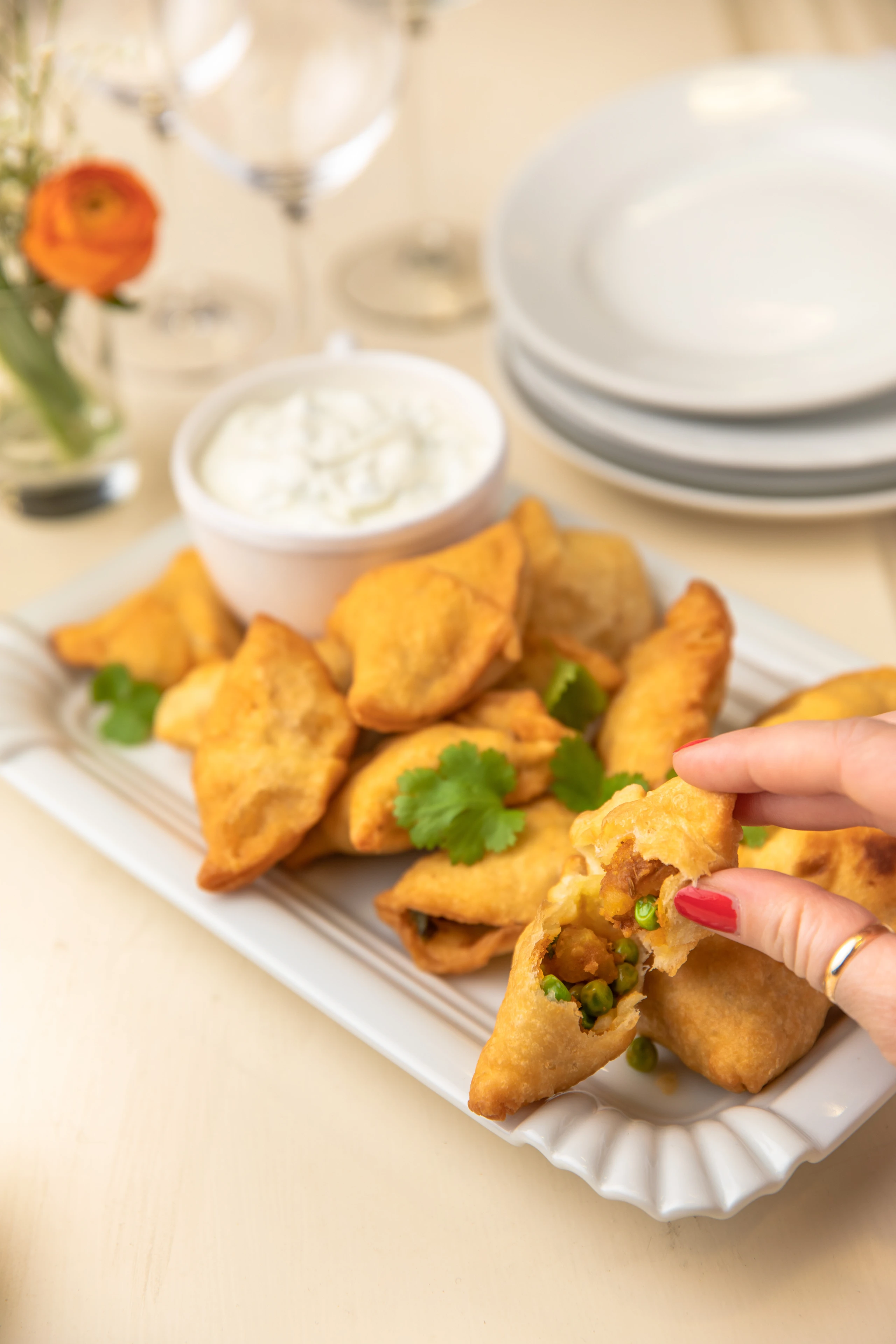 Indische Samosas mit Erdapfel-Erbsenfülle