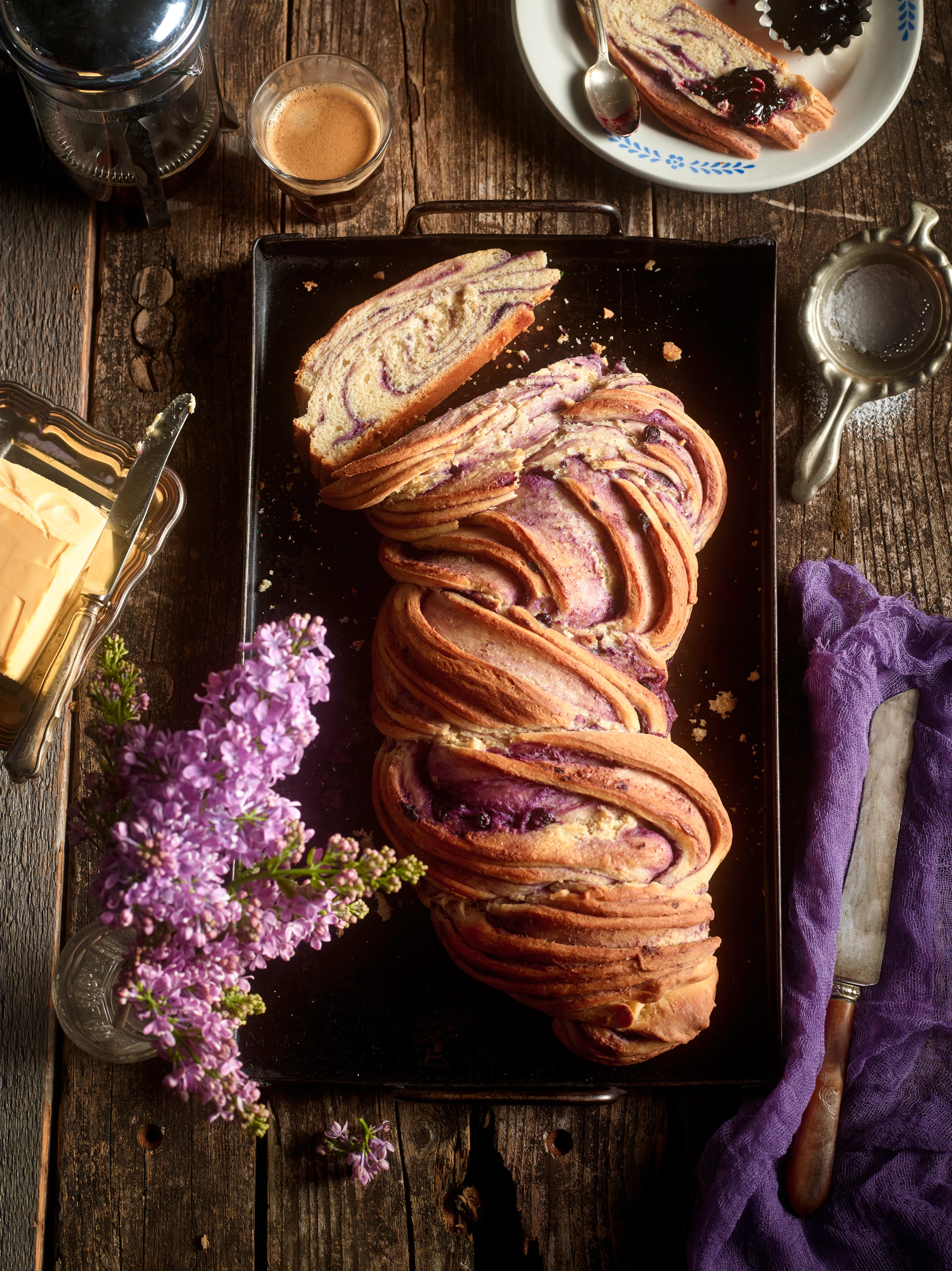 Striezel mit Waldheidelbeeren