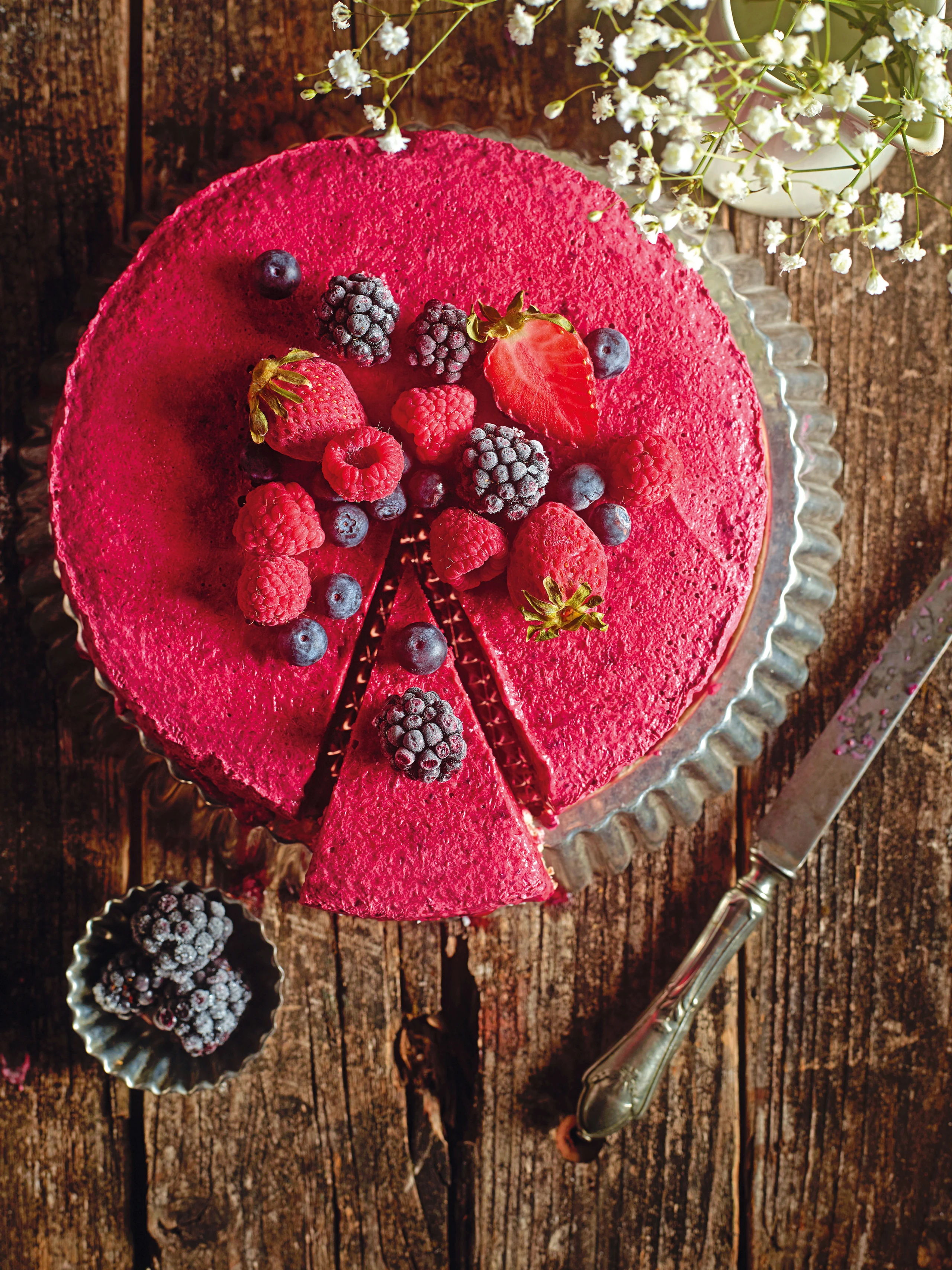 Beeren-Smoothie-Eistorte