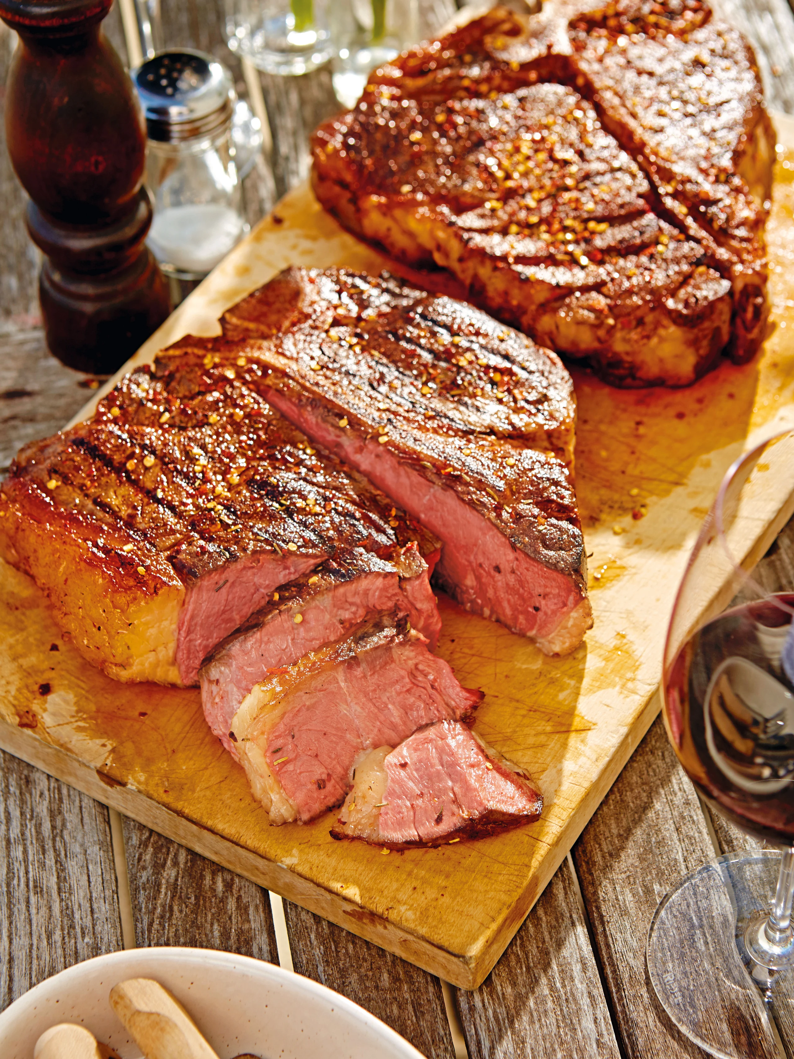 Porterhouse-Steak mit Chili-Kräuteröl