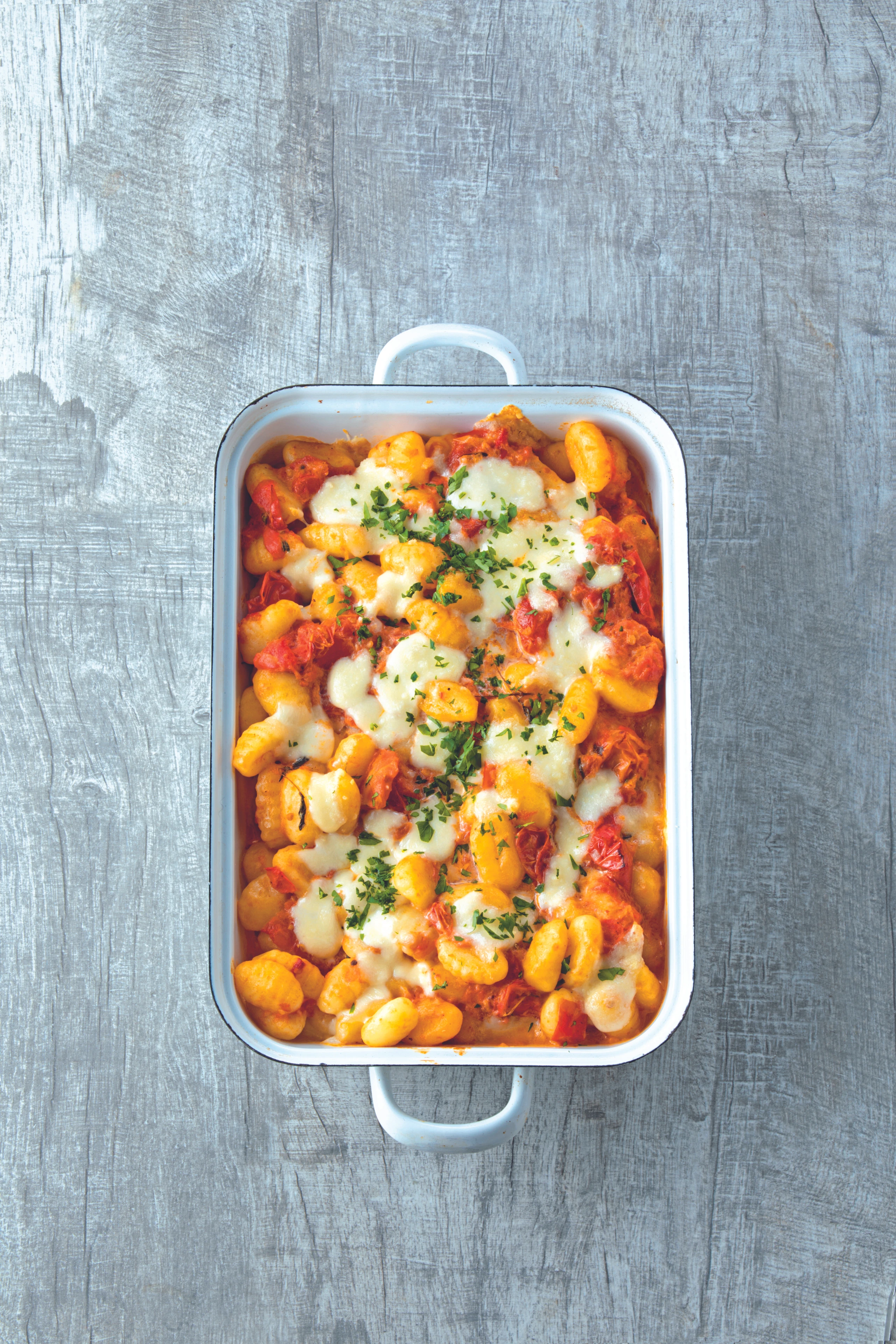 Gnocchi mit Paradeisern und Mozzarella
