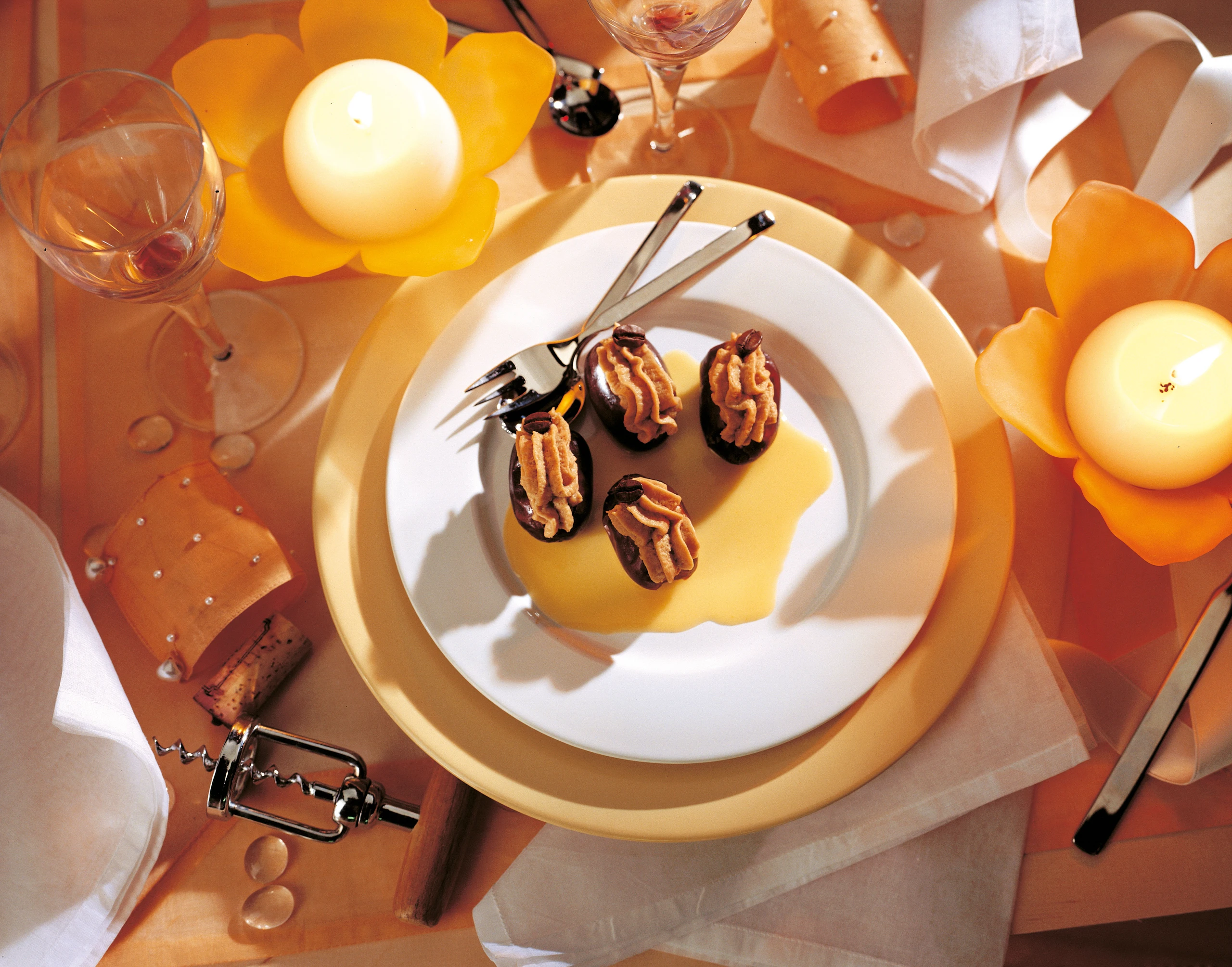 Gefüllte Datteln mit Mokkacreme