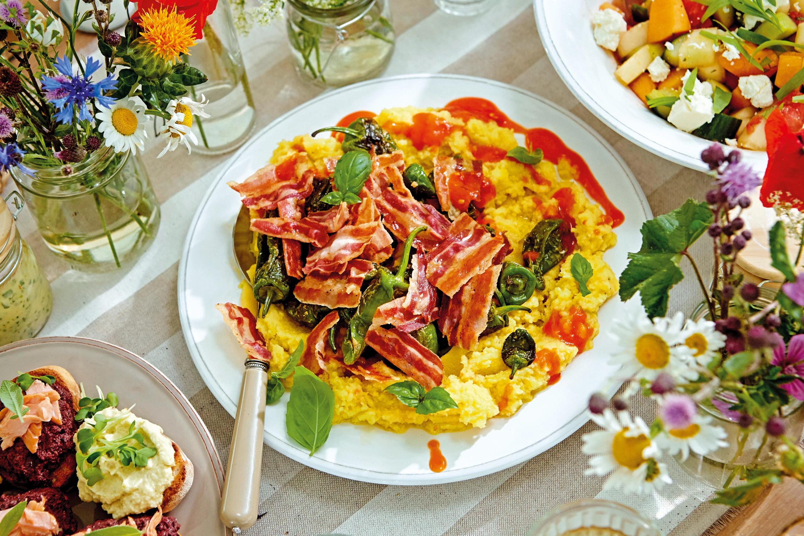 Zitronen-Erdäpfelpüree mit Pimentos und Pancetta