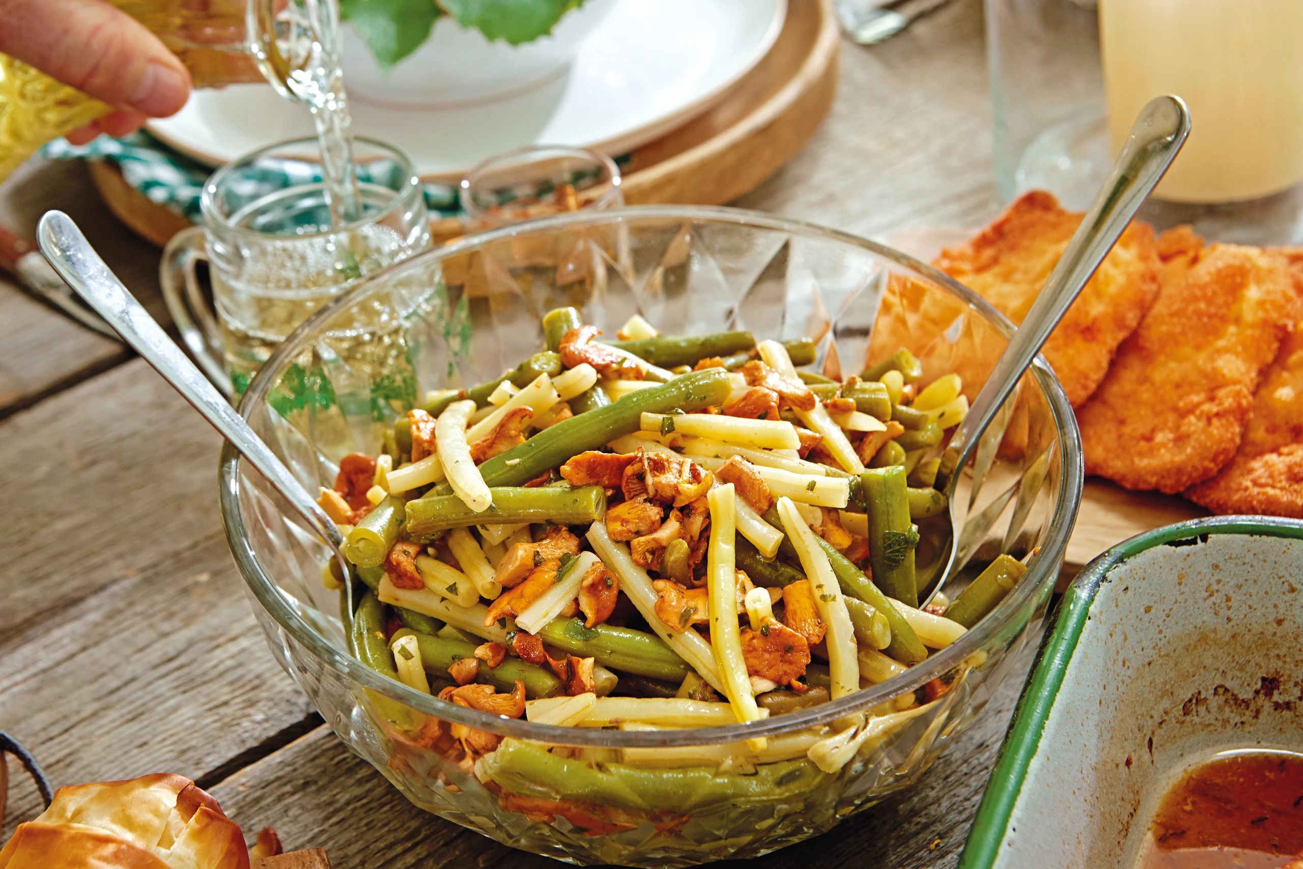 Fisolen-Eierschwammerlsalat