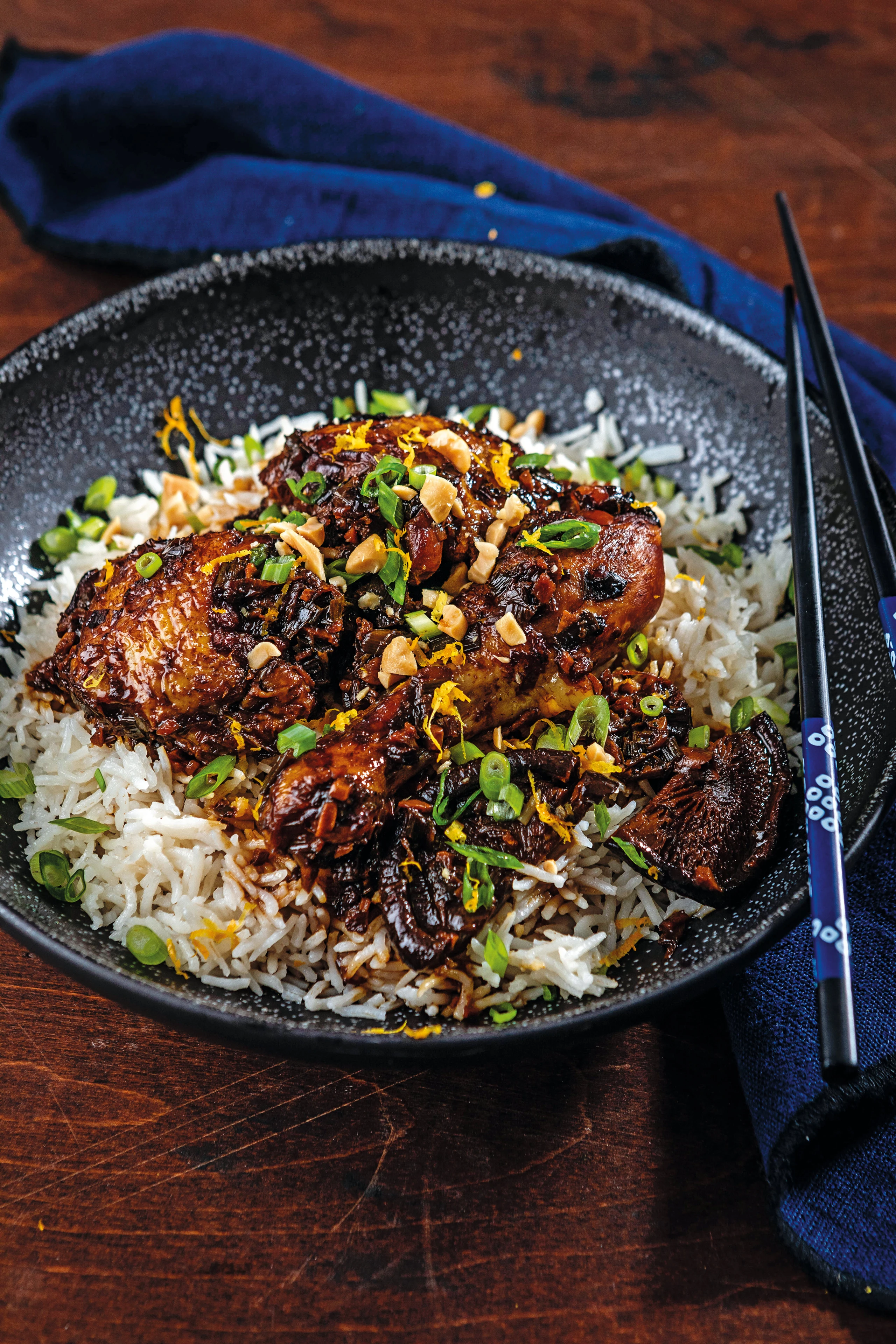 Asiatischer Hühnereintopf