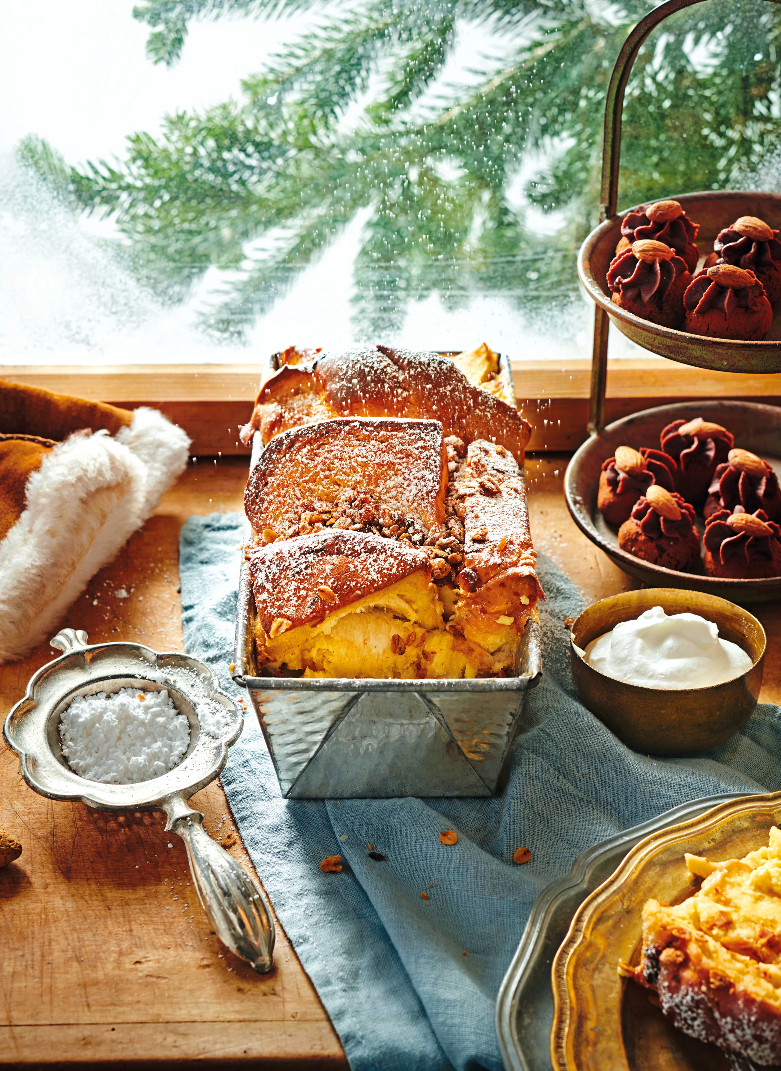 Warmer Brioche-Pudding mit Äpfeln