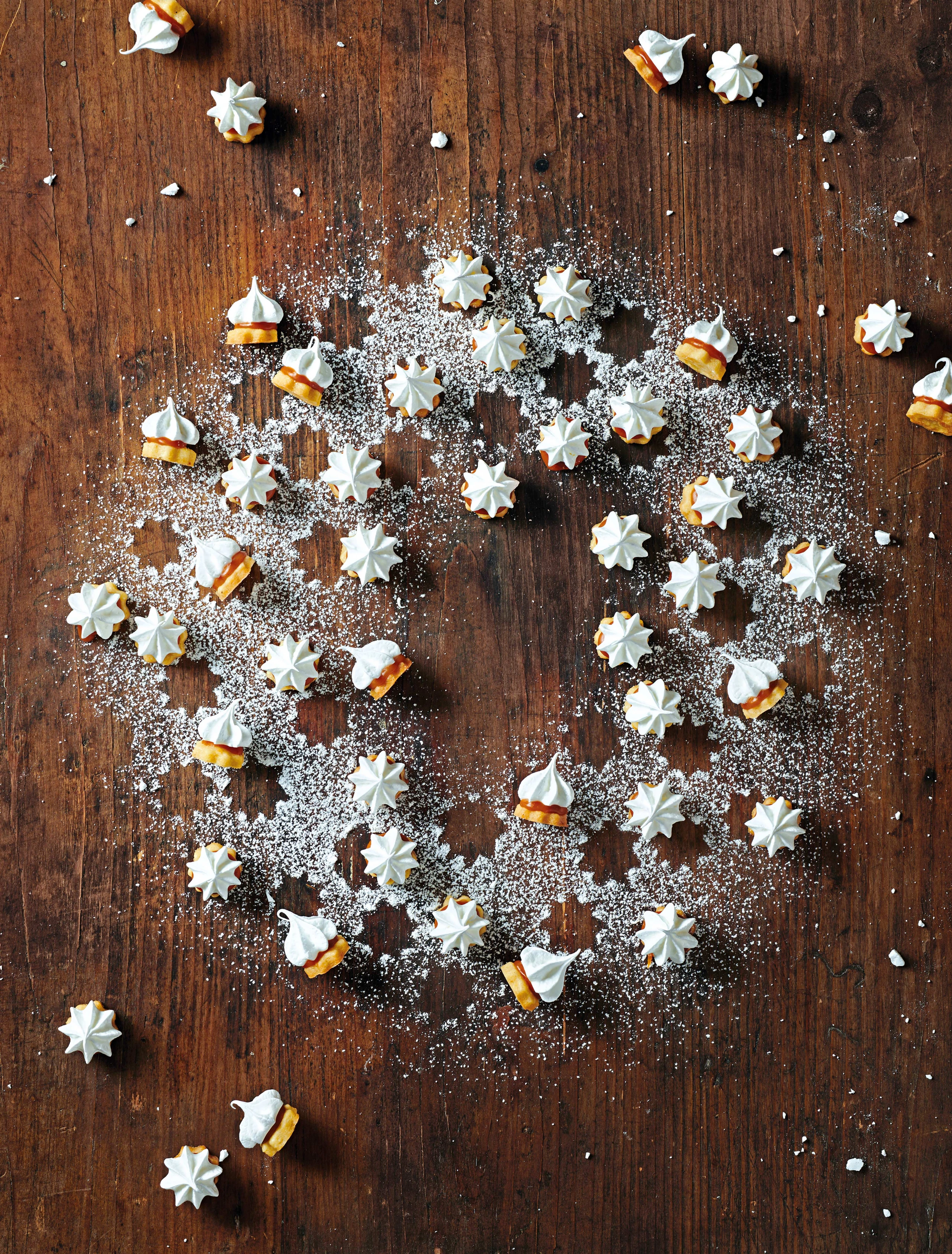 Meringueküsse mit Karamell