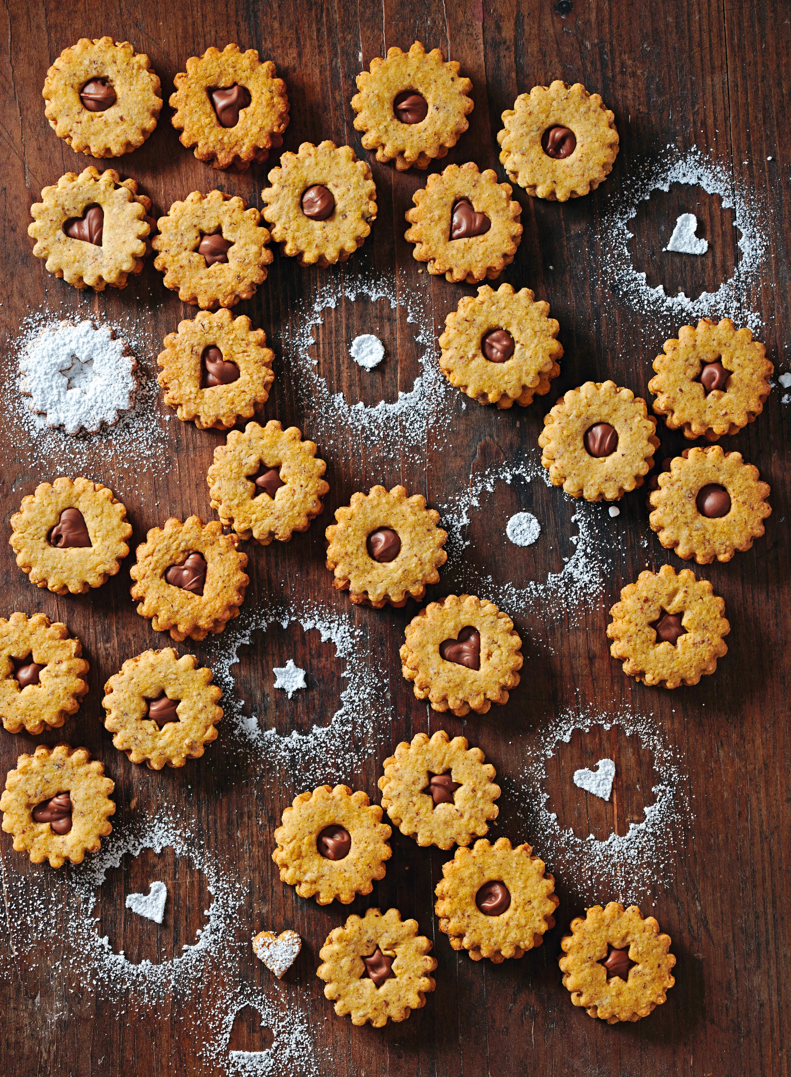 Lebkuchen-Spitzbuben mit Nougat