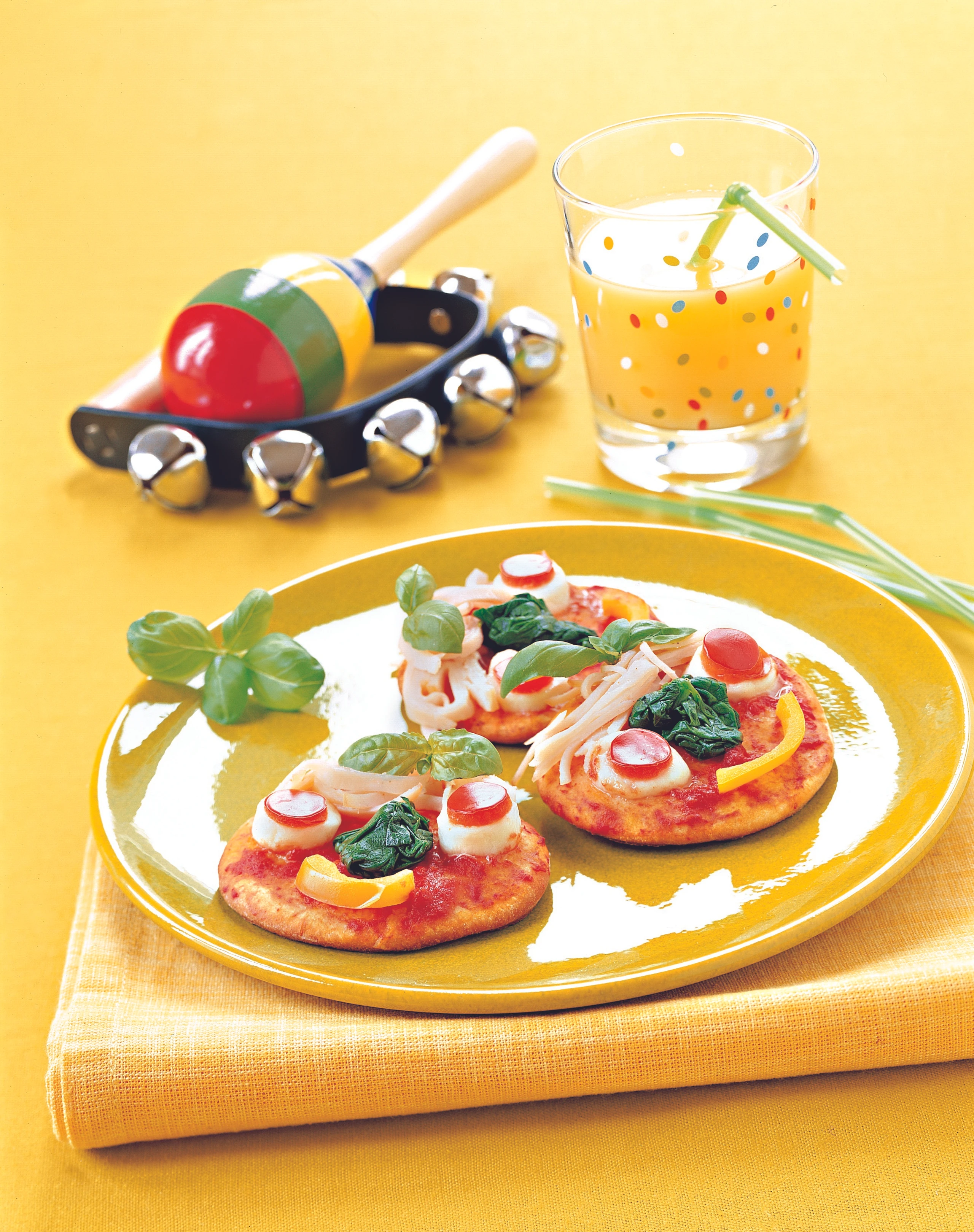 Kinder-Pizza mit Gesicht