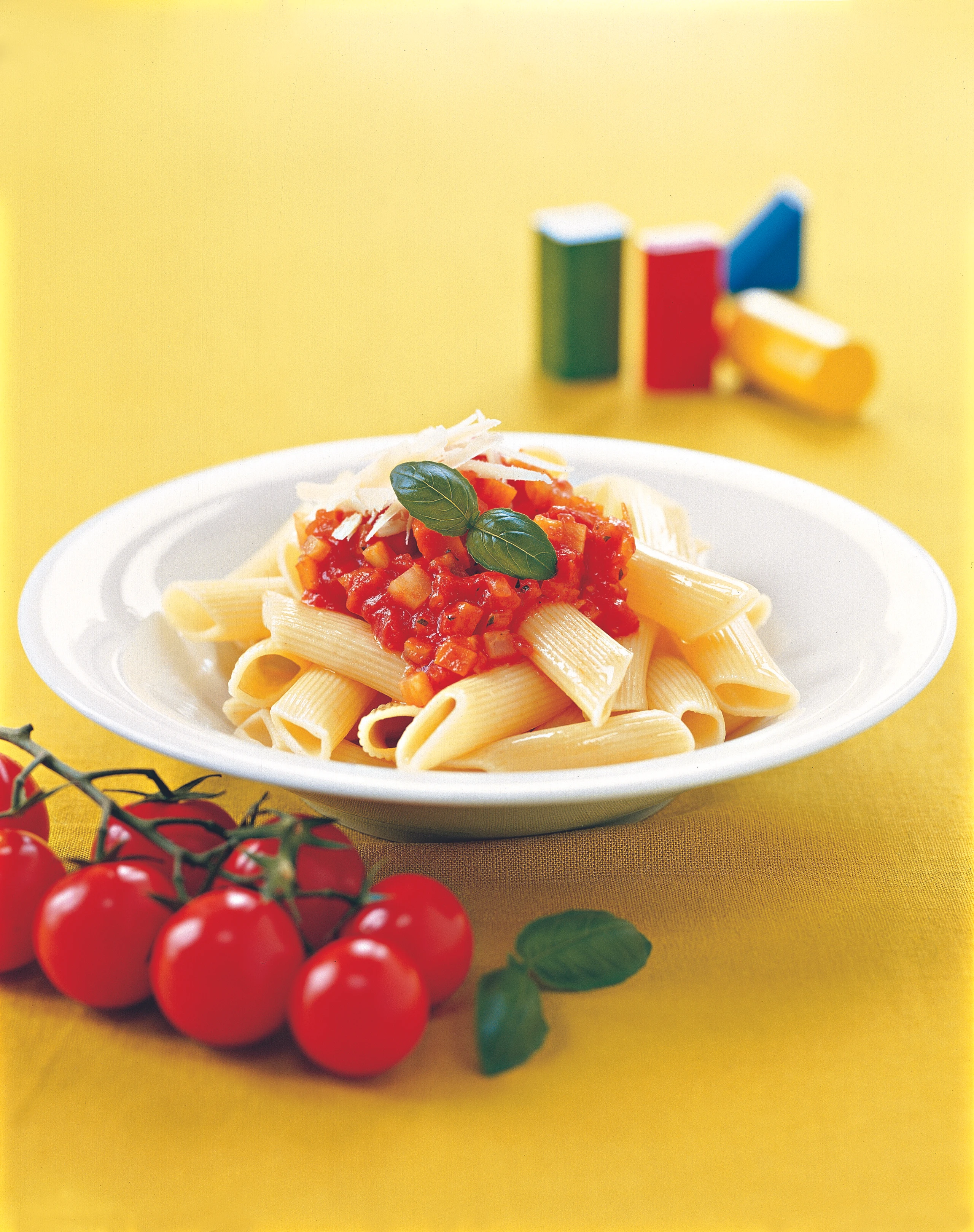 Penne mit Sellerie-Paradeisersauce